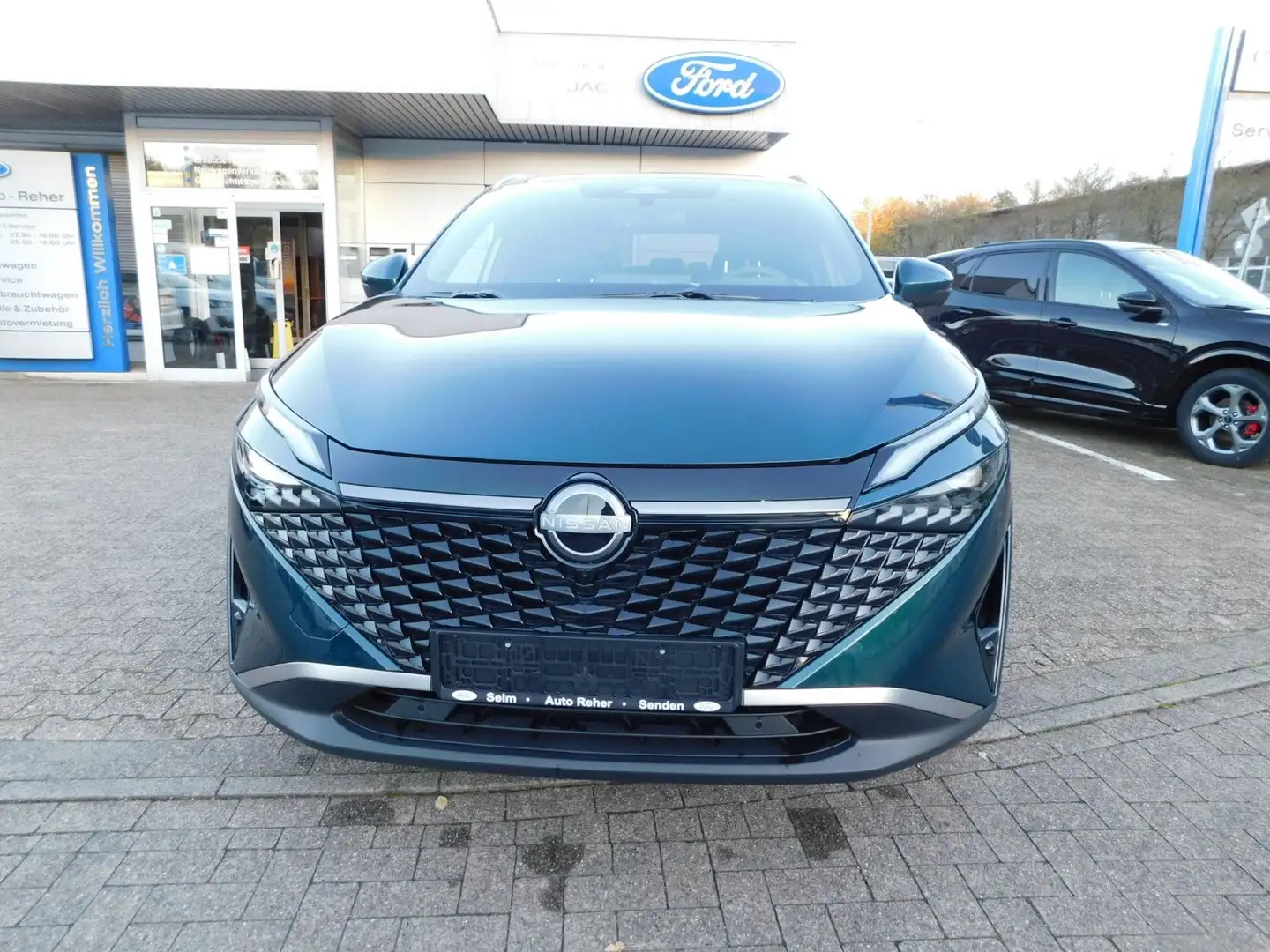 Nissan Qashqai Tekna Autom. Navi 360°Kamera Sitzheizung Vert - 2