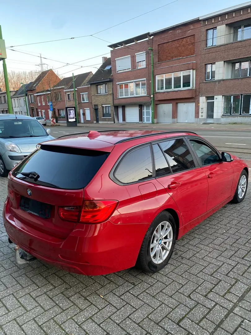 BMW 316 316i Touring Sport Line Rood - 2