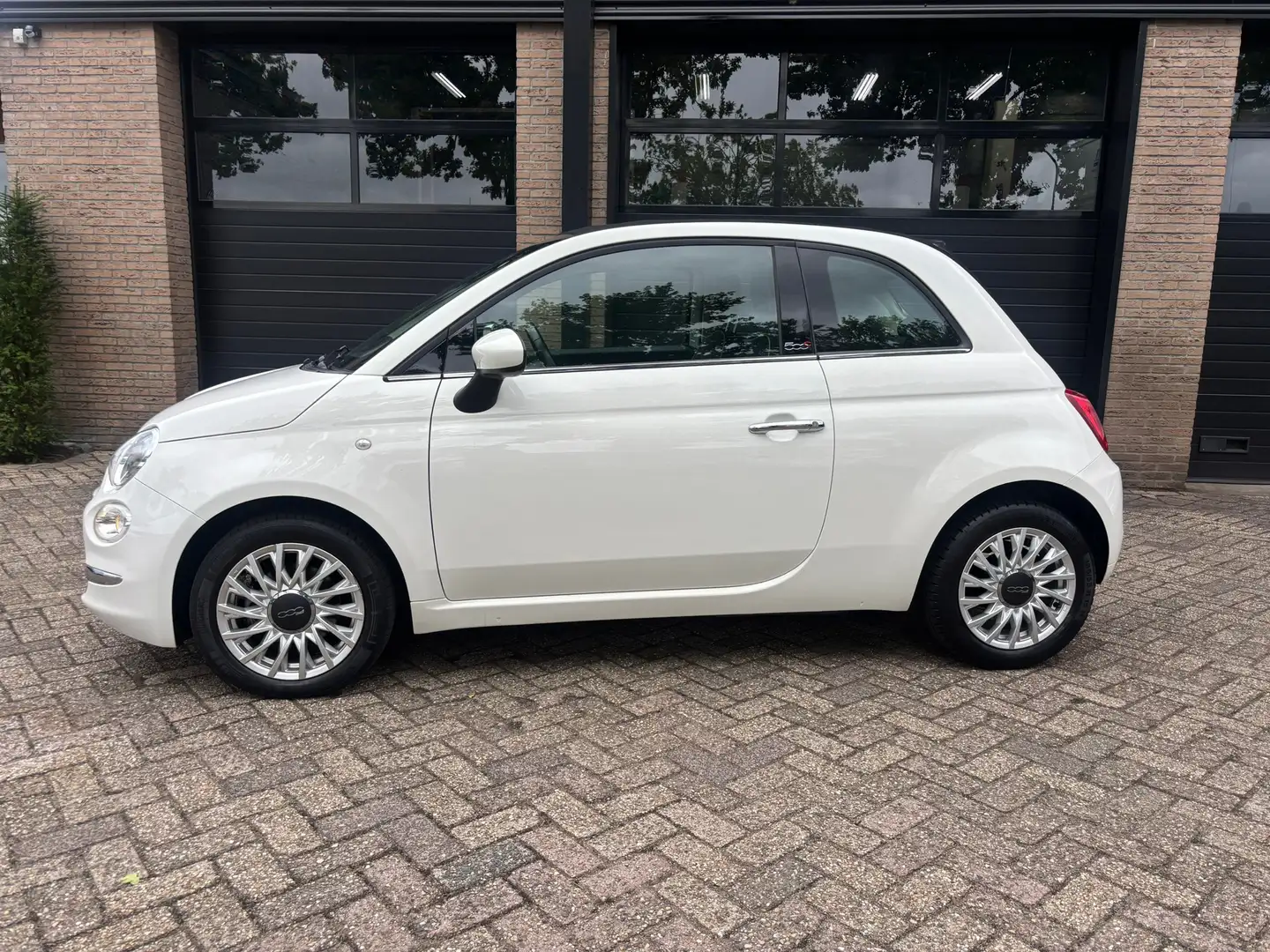 Fiat 500C 0.9 TwinAir Turbo Lounge Cabrio U-Connect Wit - 2