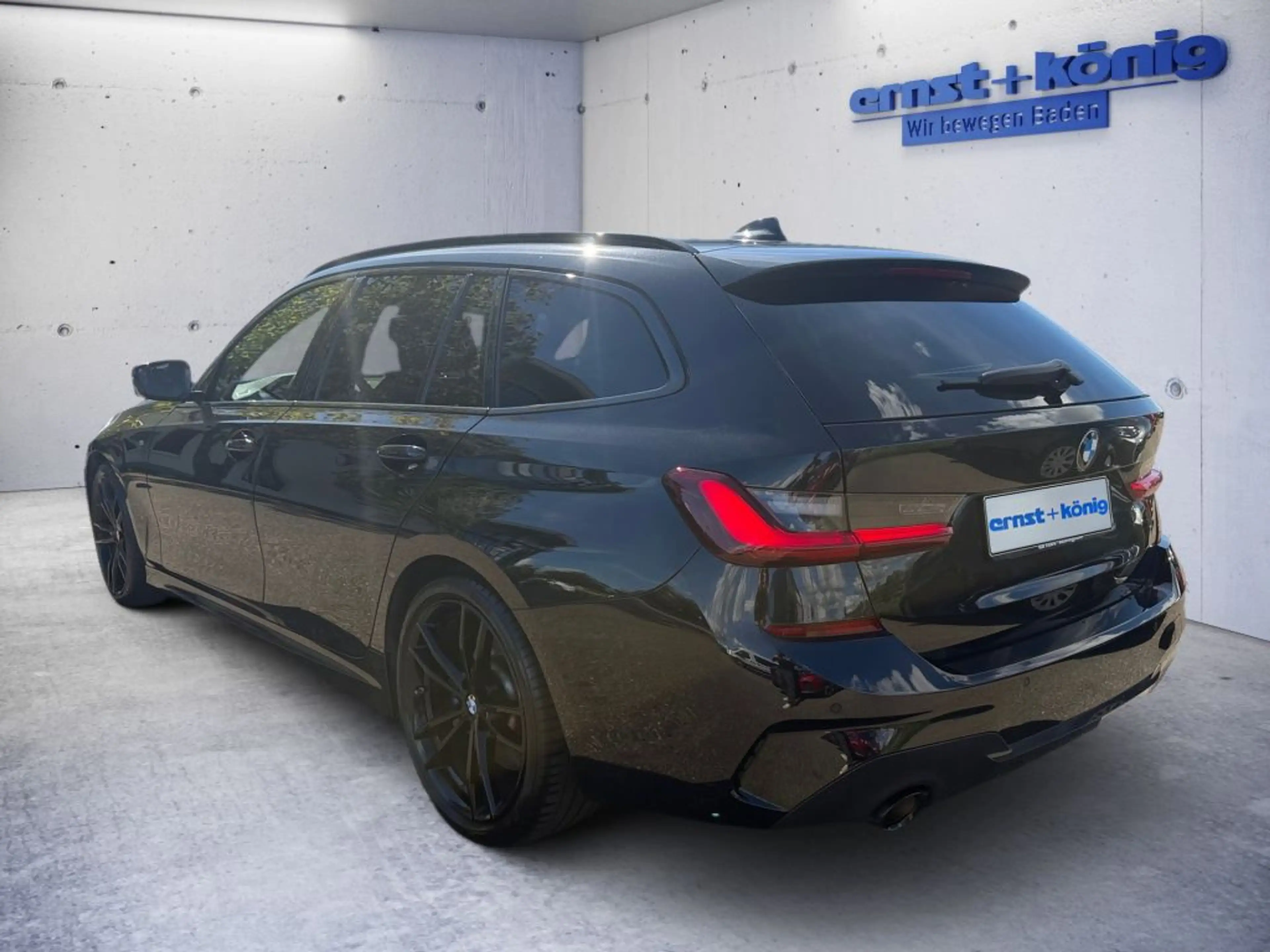 BMW 330 330i Touring Aut. M Sport — photo 5
