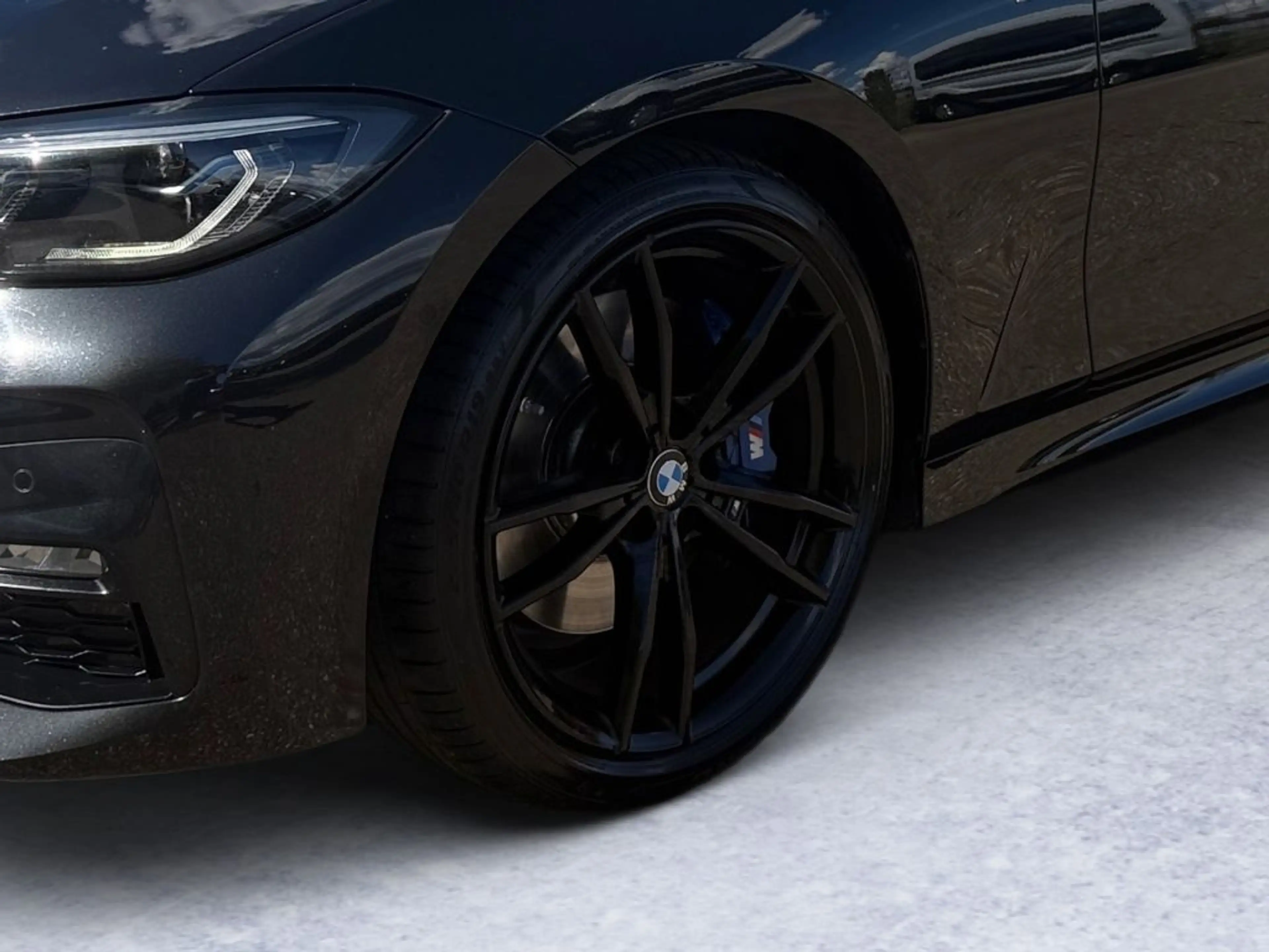 BMW 330 330i Touring Aut. M Sport — photo 4
