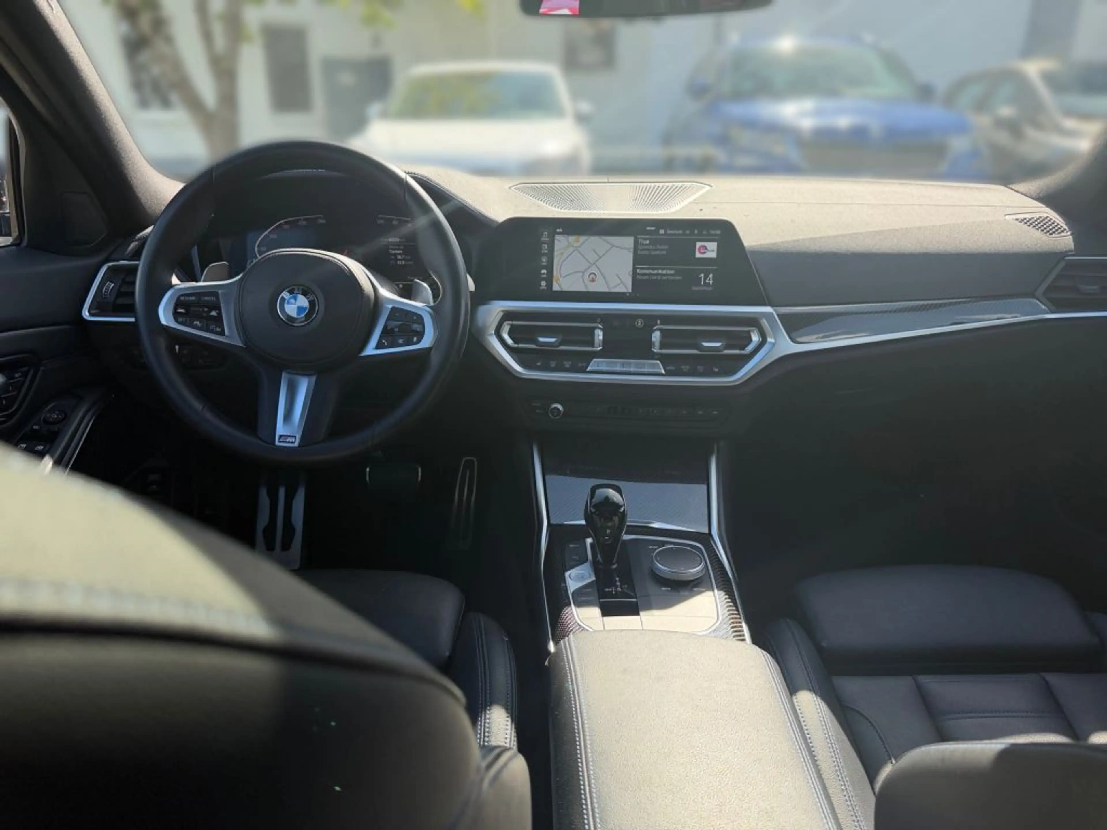 BMW 330 330i Touring Aut. M Sport — photo 11