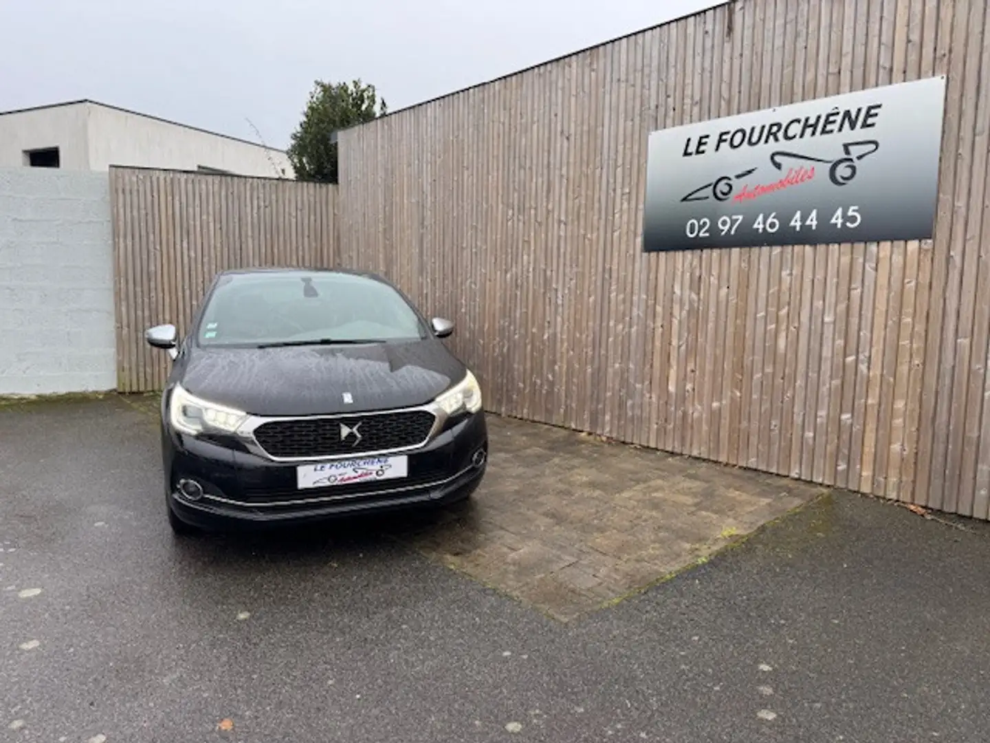 DS Automobiles DS 4 Crossback BLUEHDI 120 BE CHIC S\u0026S EAT6 - 2