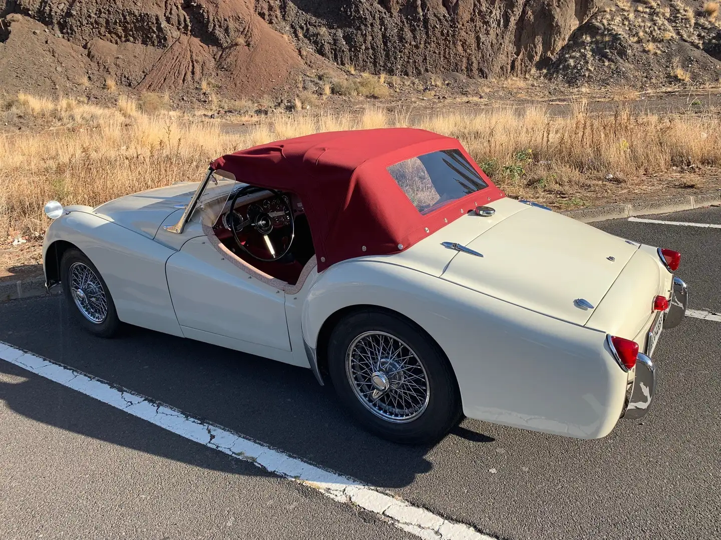 Triumph TR2 Blanc - 1