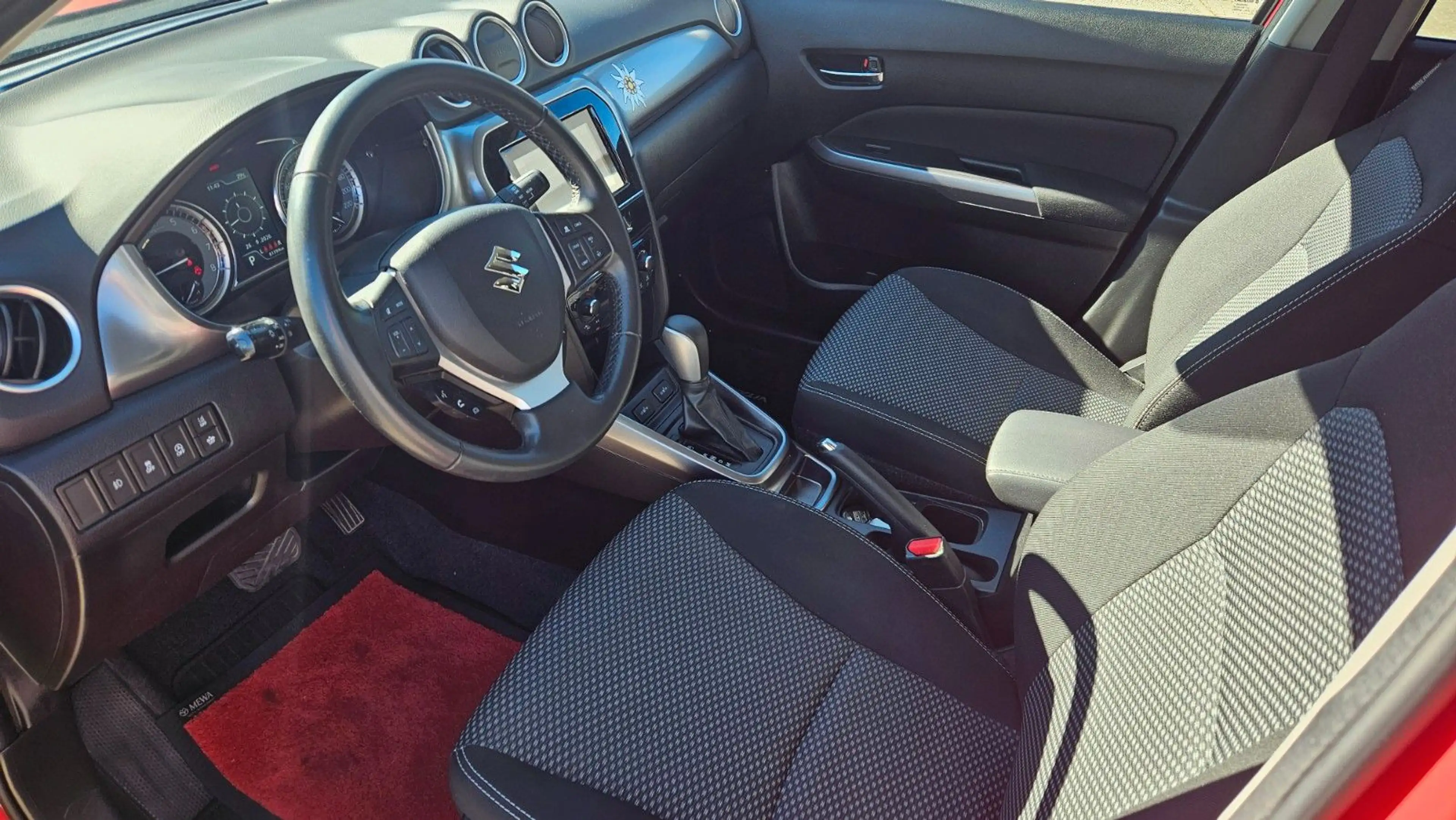 Suzuki Vitara 1.4 Mild-Hybrid Comfort 4x2 — photo 11