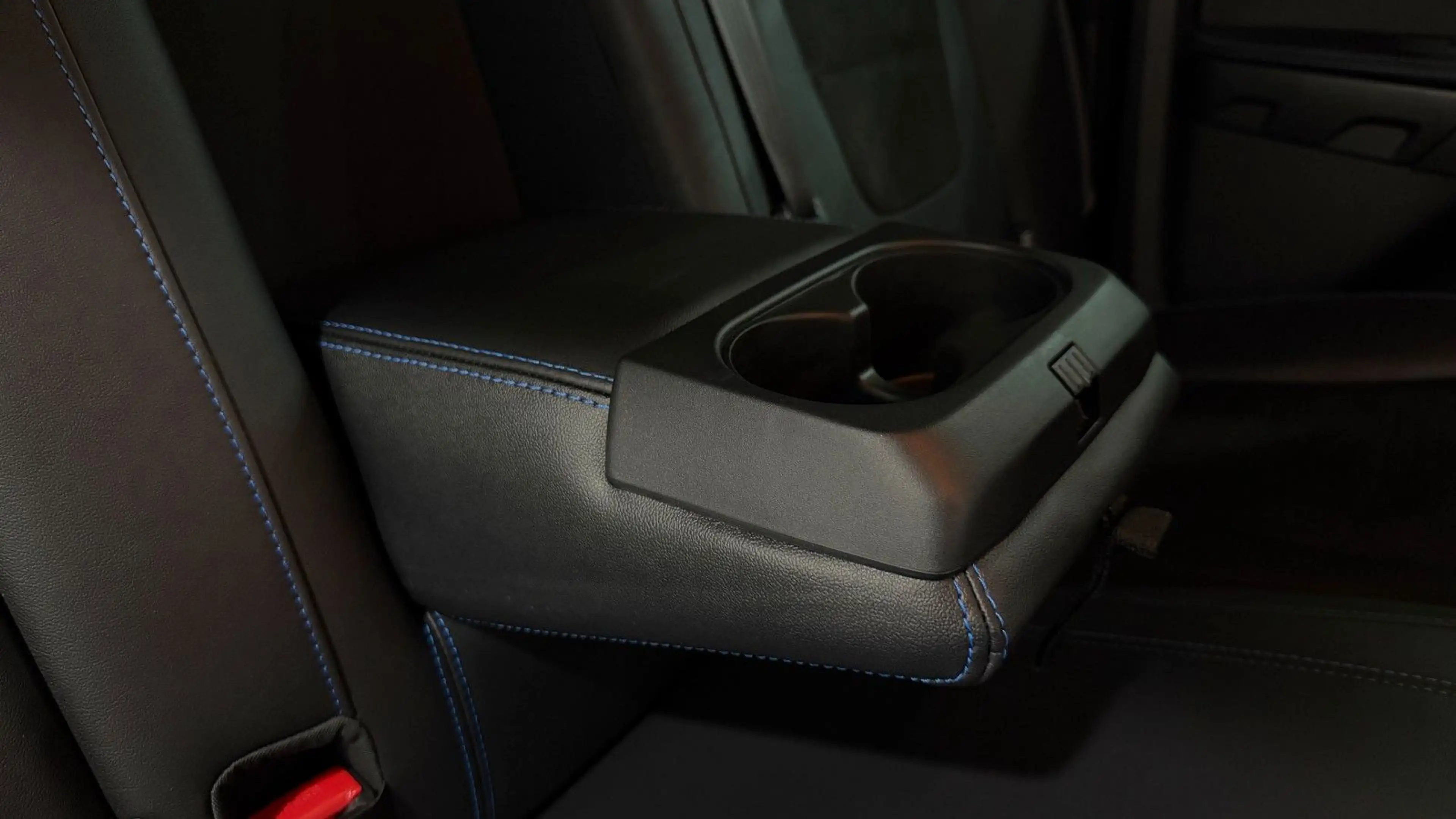 Ford Ranger Raptor 2.0 TDCi Raptor DoKa 4x4 Perf/FOXPro/AHK/Keyless — photo 13