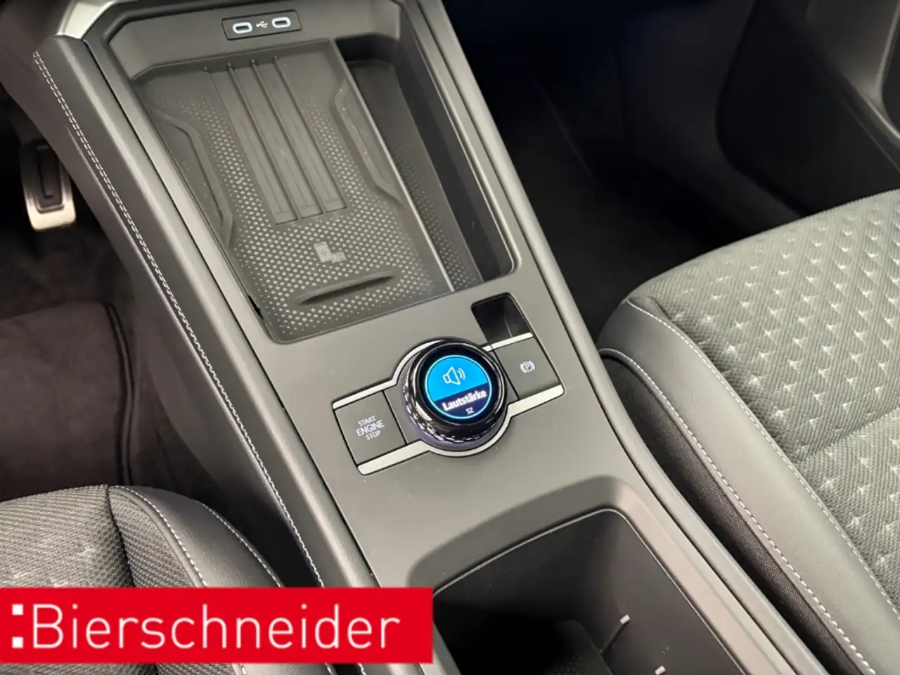 Volkswagen T-Roc 1.5 eTSI DSG Tageszulassung NEUES Modell ALU 18 AH 14