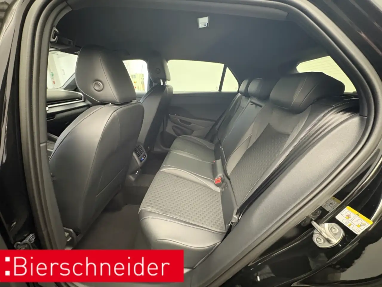 Volkswagen T-Roc 1.5 eTSI DSG Tageszulassung NEUES Modell ALU 18 AH 9