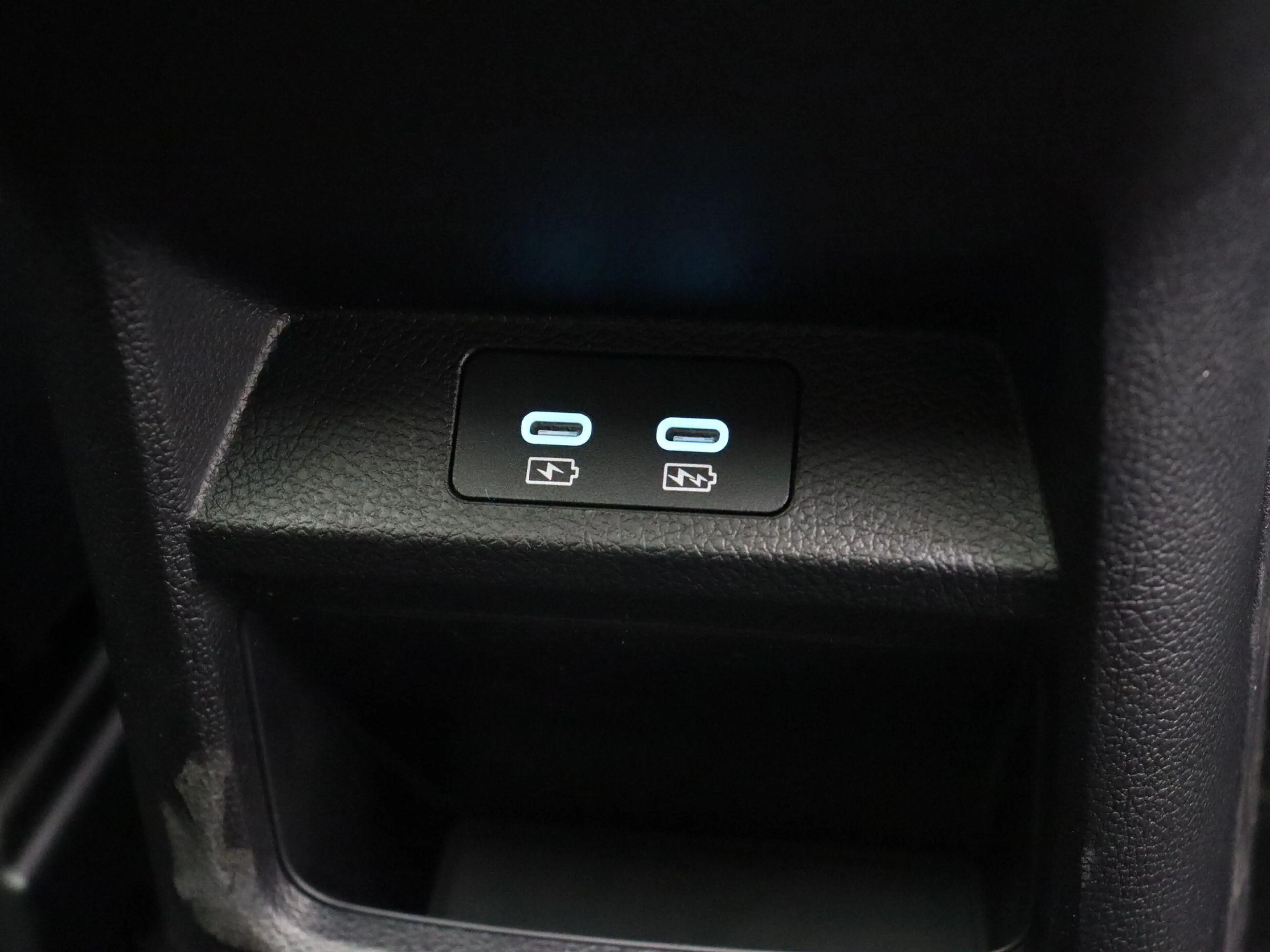 BYD Seal U Design 87 kWh | Warmtepomp | WLTP 500km | Panorama — photo 3