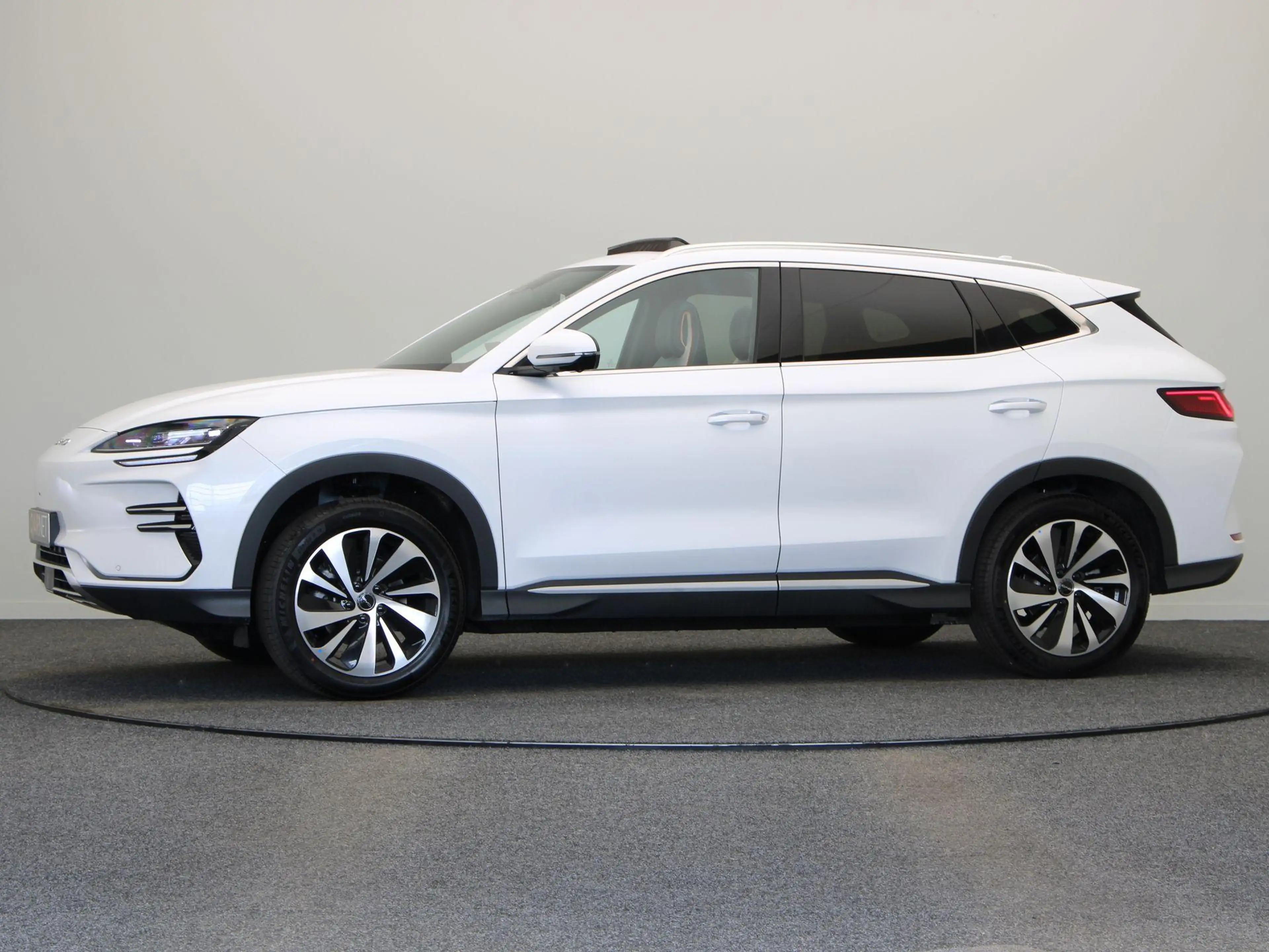 BYD Seal U Design 87 kWh | Warmtepomp | WLTP 500km | Panorama — photo 10