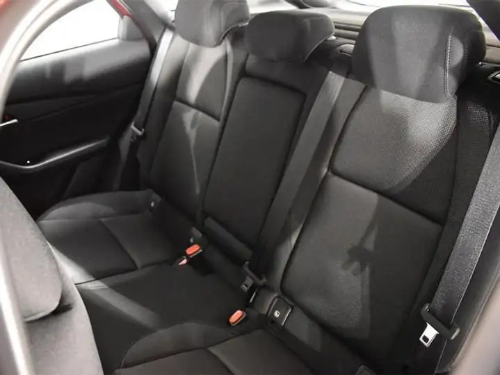 Mazda CX-30 2025, foto 11