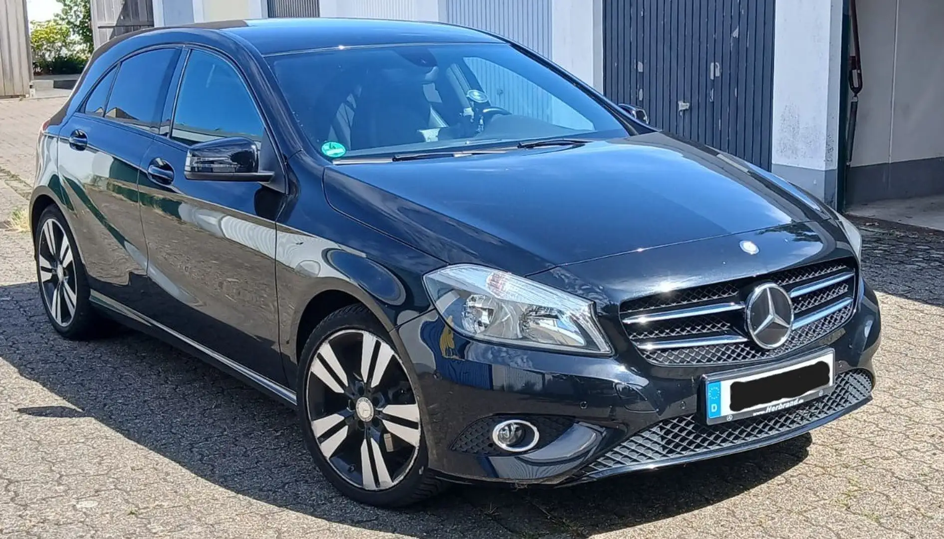 Mercedes-Benz 180 245G/124GQ2 Nero - 1