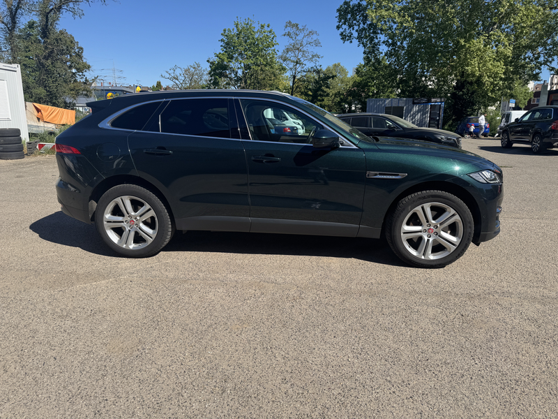 Jaguar F-Pace Portfolio AWD — photo 4