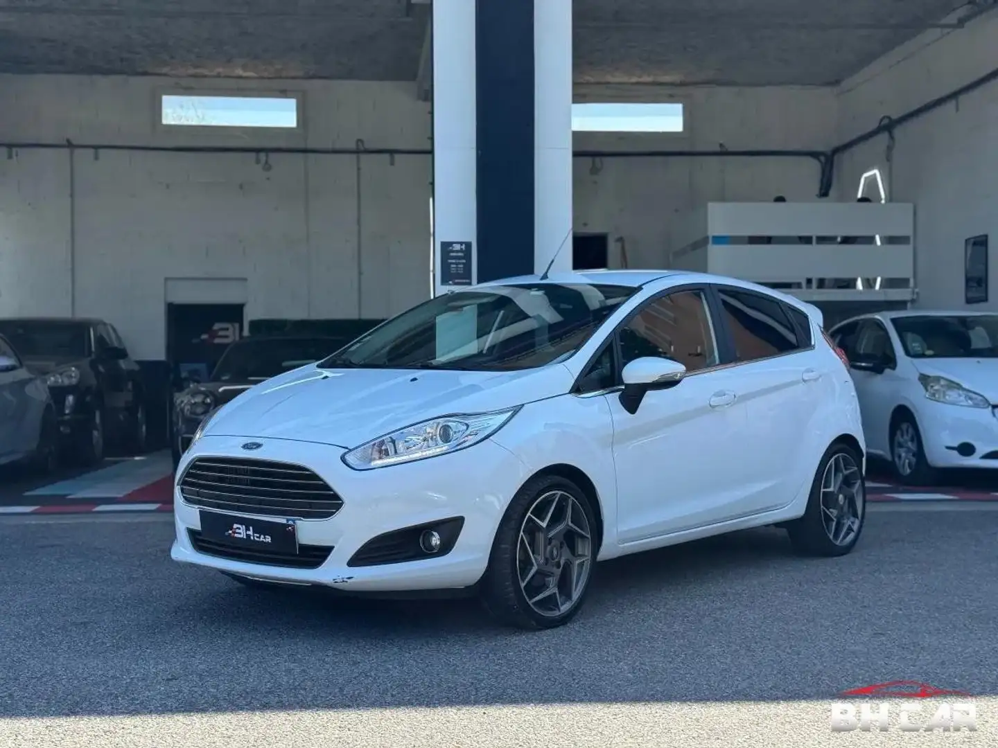 Ford Fiesta 1.0 ECOBOOST 125CV TITANIUM START-STOP Blanc - 1