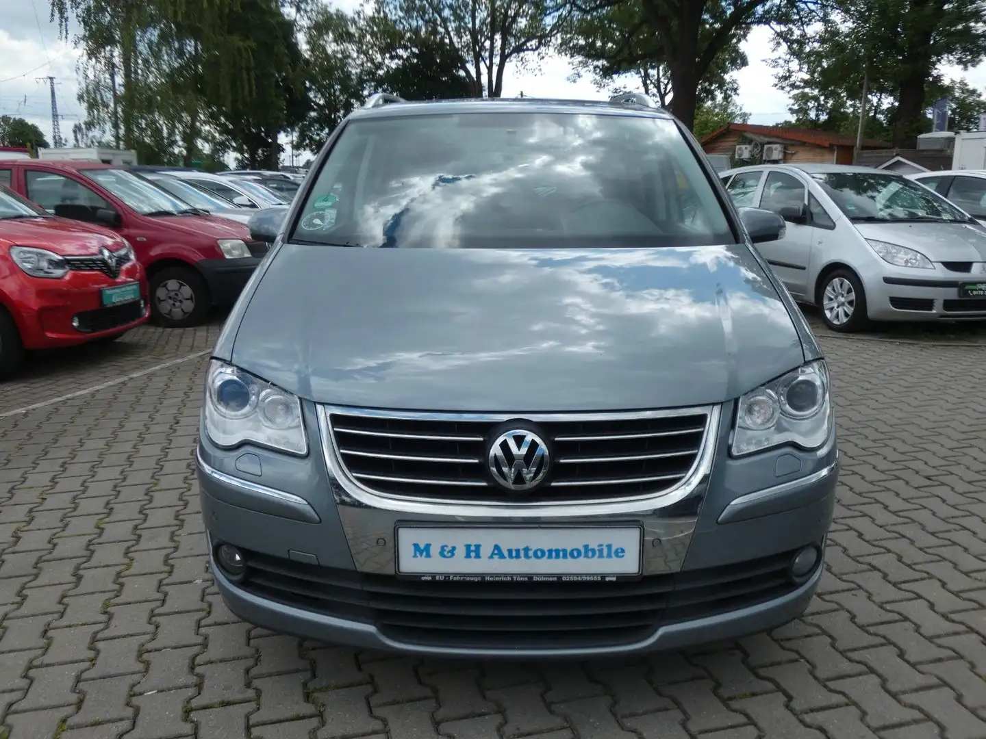 Volkswagen Touran Highline *Schiebedach*SHZ*PDC*Tempomat* Grau - 2