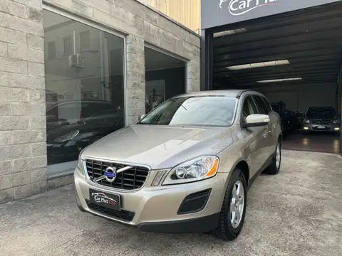 Usata VOLVO XC60 Xc60 2.0 D4 (D3) Kinetic Geartronic Diesel