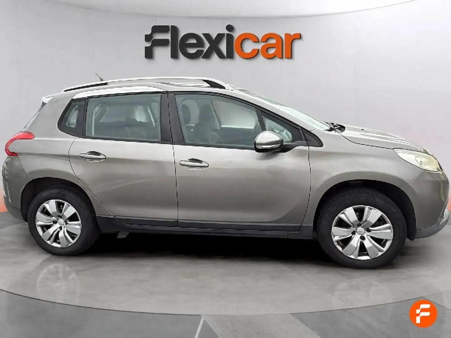 Peugeot 2008 Active 1.2 VTi 82 Gris - 2