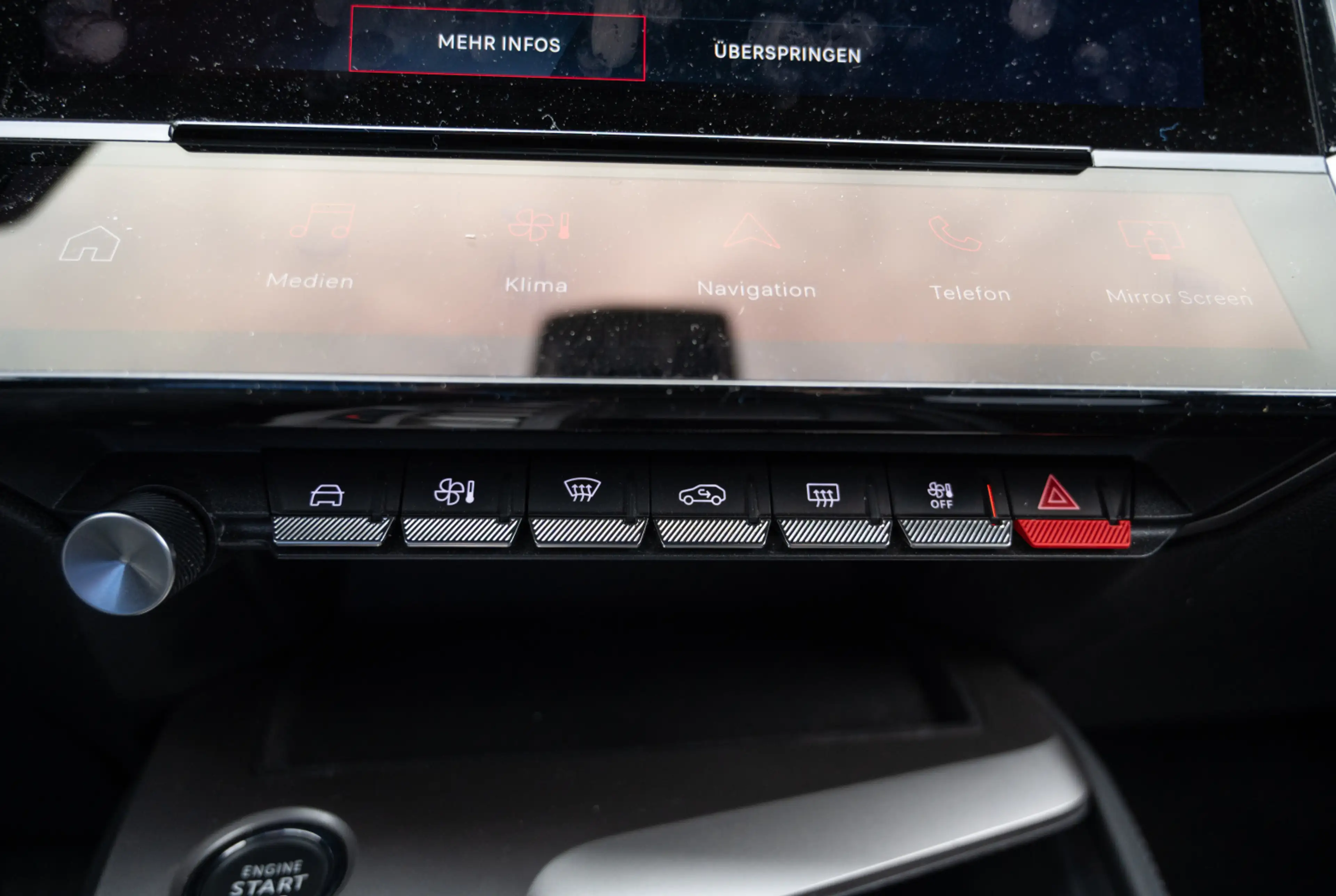 Peugeot 308 SW Allure 1.5 BlueHDi 130 EAT8 *KOMFORT-PAKET*MIRRORSCREEN* — photo 9