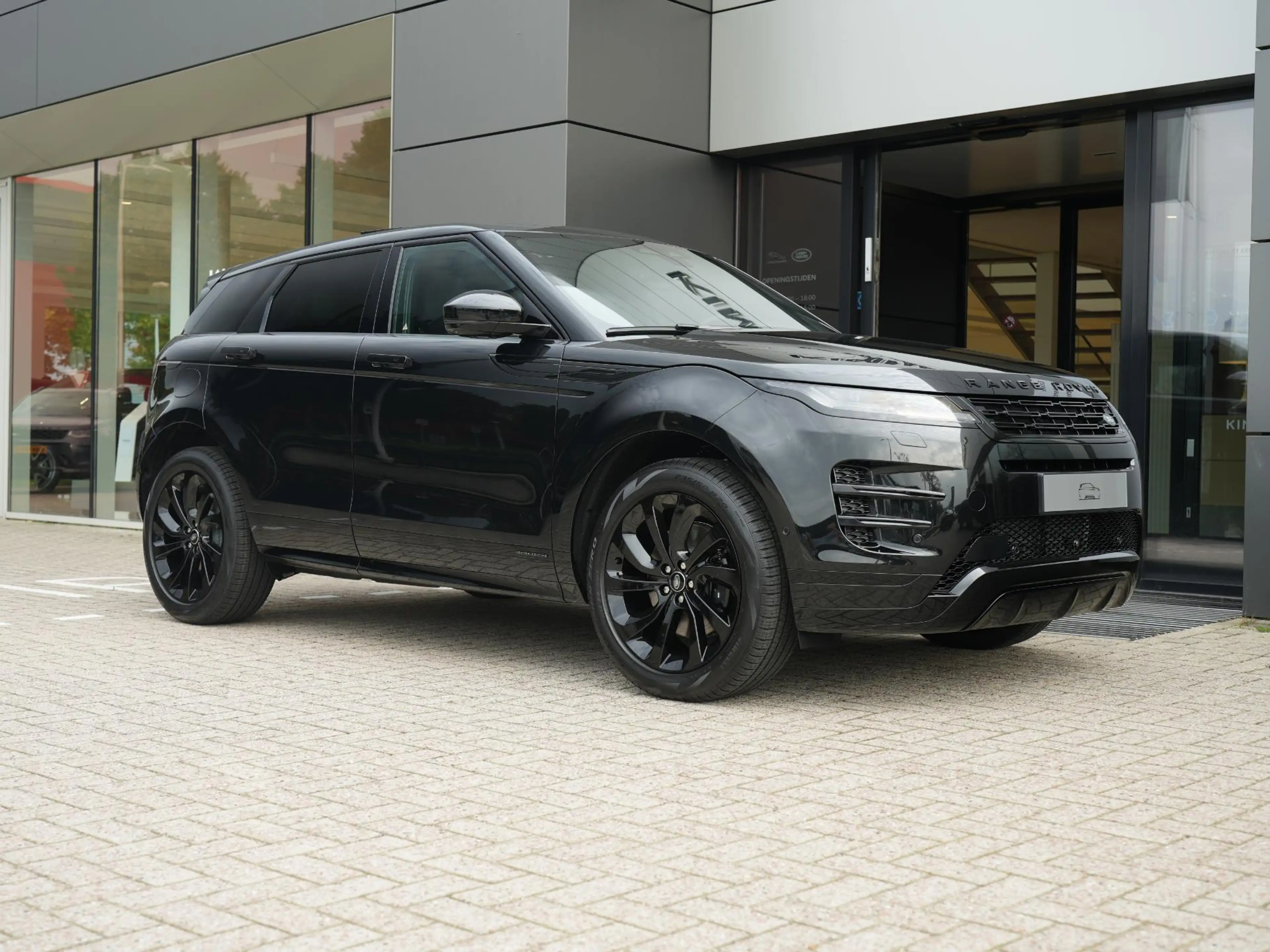 Land Rover Range Rover Evoque P270e PHEV AWD Hoxton Edition Black | Black Pack | — photo 2