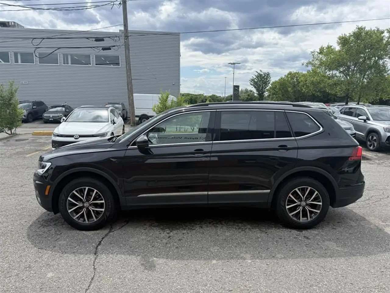 Volkswagen Tiguan снимка Volkswagen Tiguan