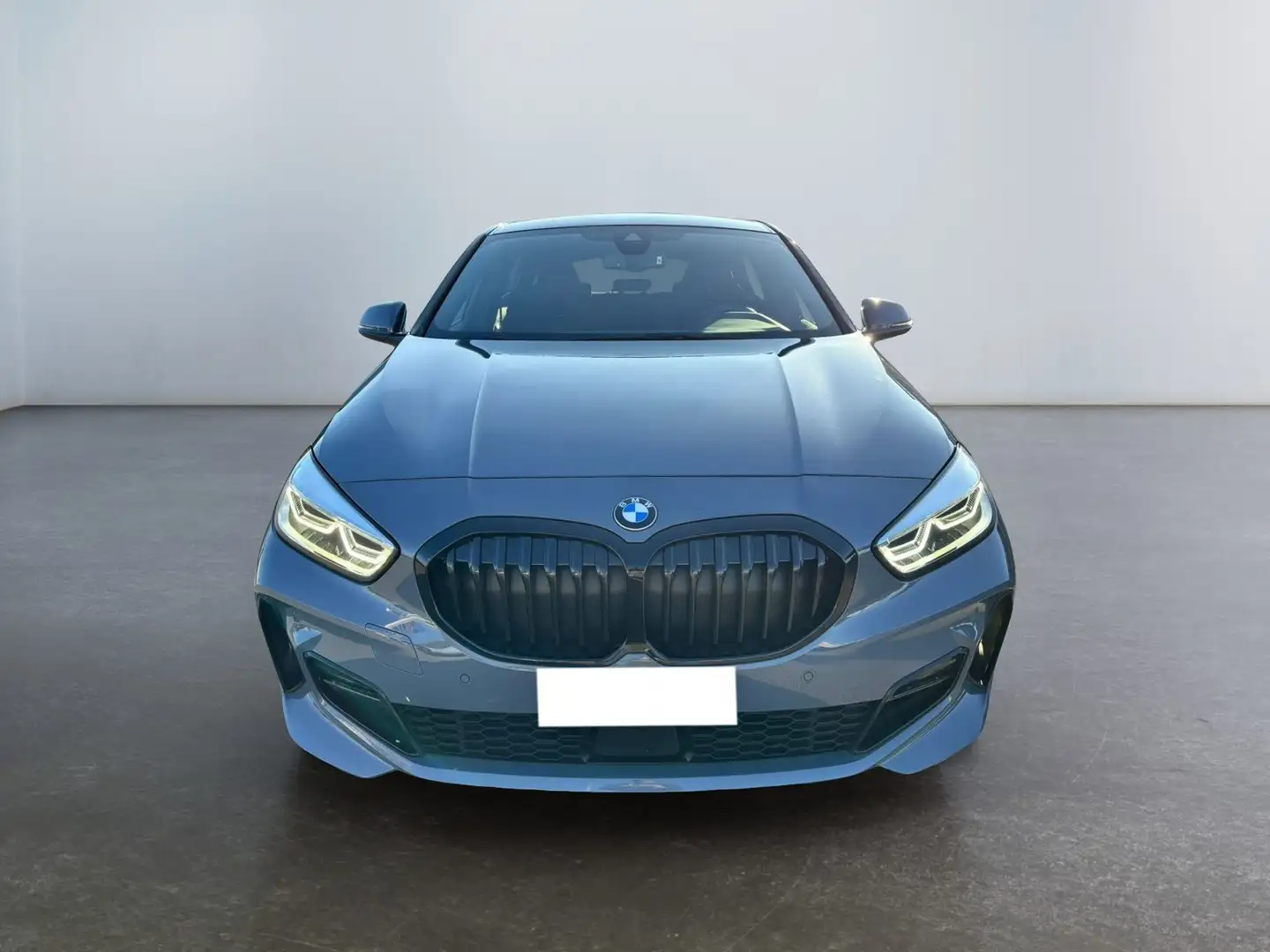 BMW 116 116d 5p. Advantage Grau - 2