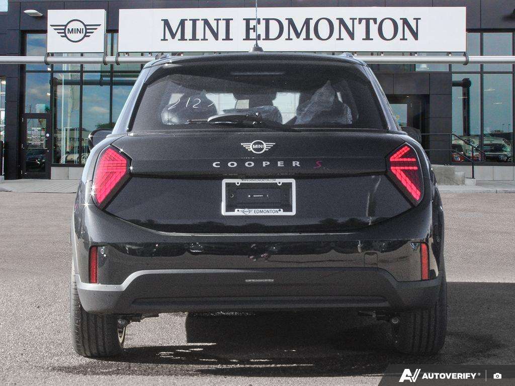 2026 MINI 5 Door