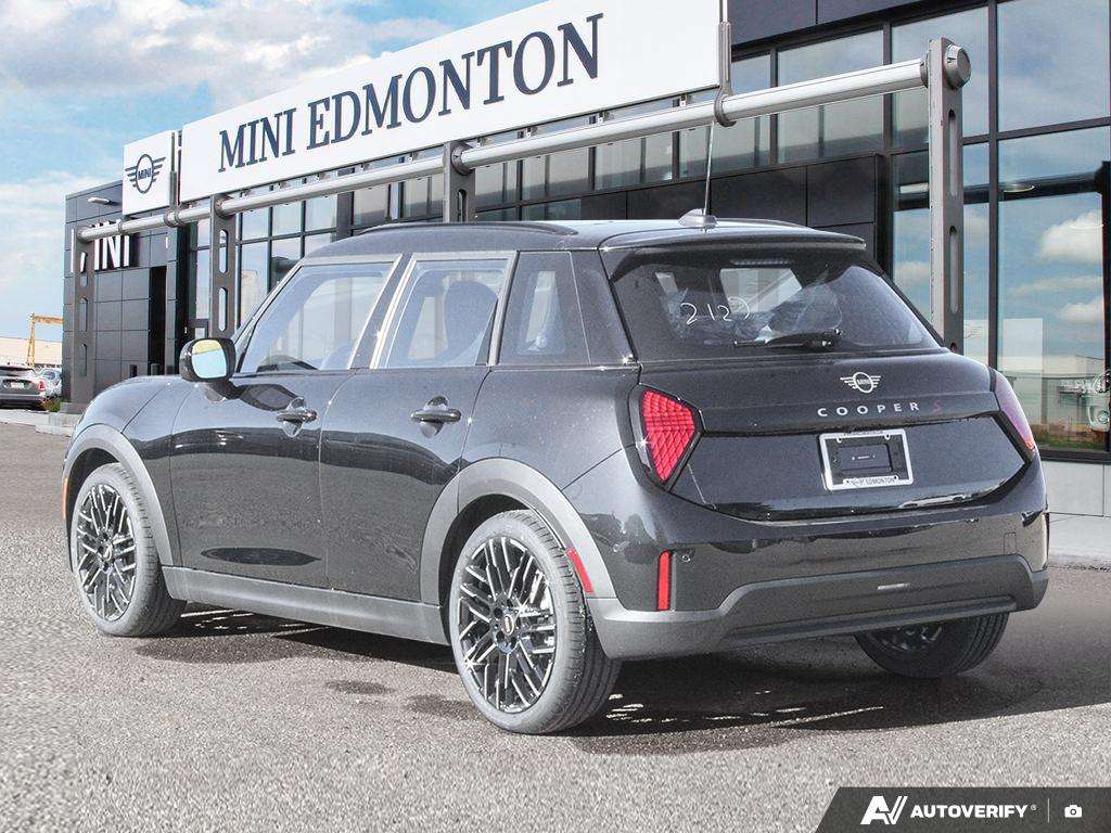 2026 MINI 5 Door