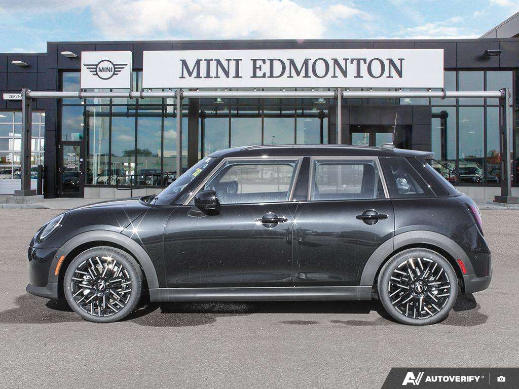 2026 MINI 5 Door