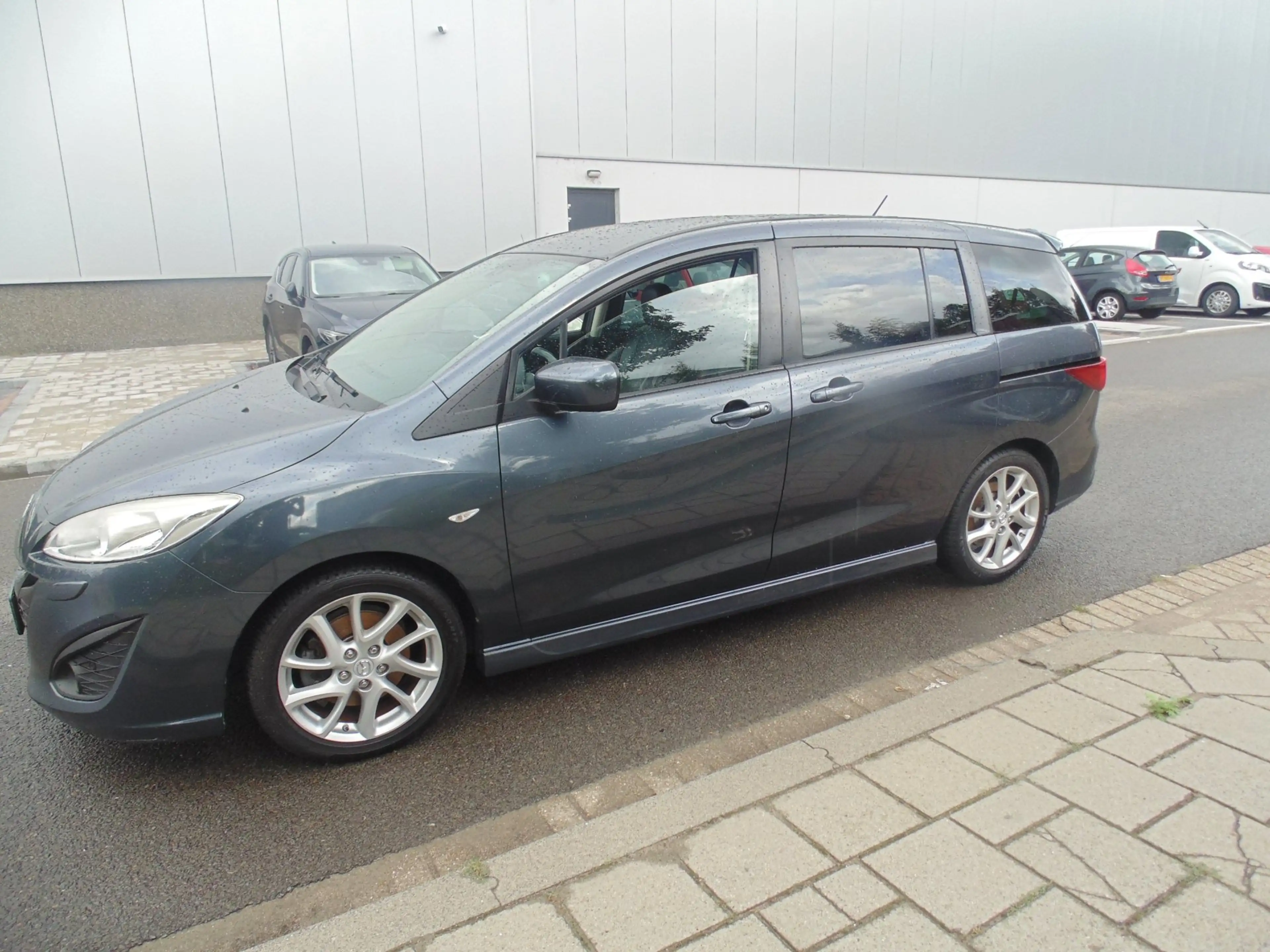 Mazda 5 2.0 Business 7 set met N avi airco leder 2011 — photo 2