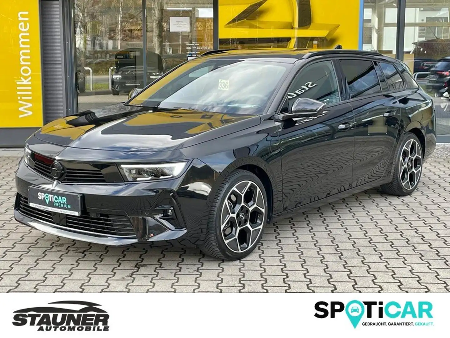 Opel Astra ST Ultimate *MATRIX*PANORAMA*HEAD UP*LEDER* Noir - 1