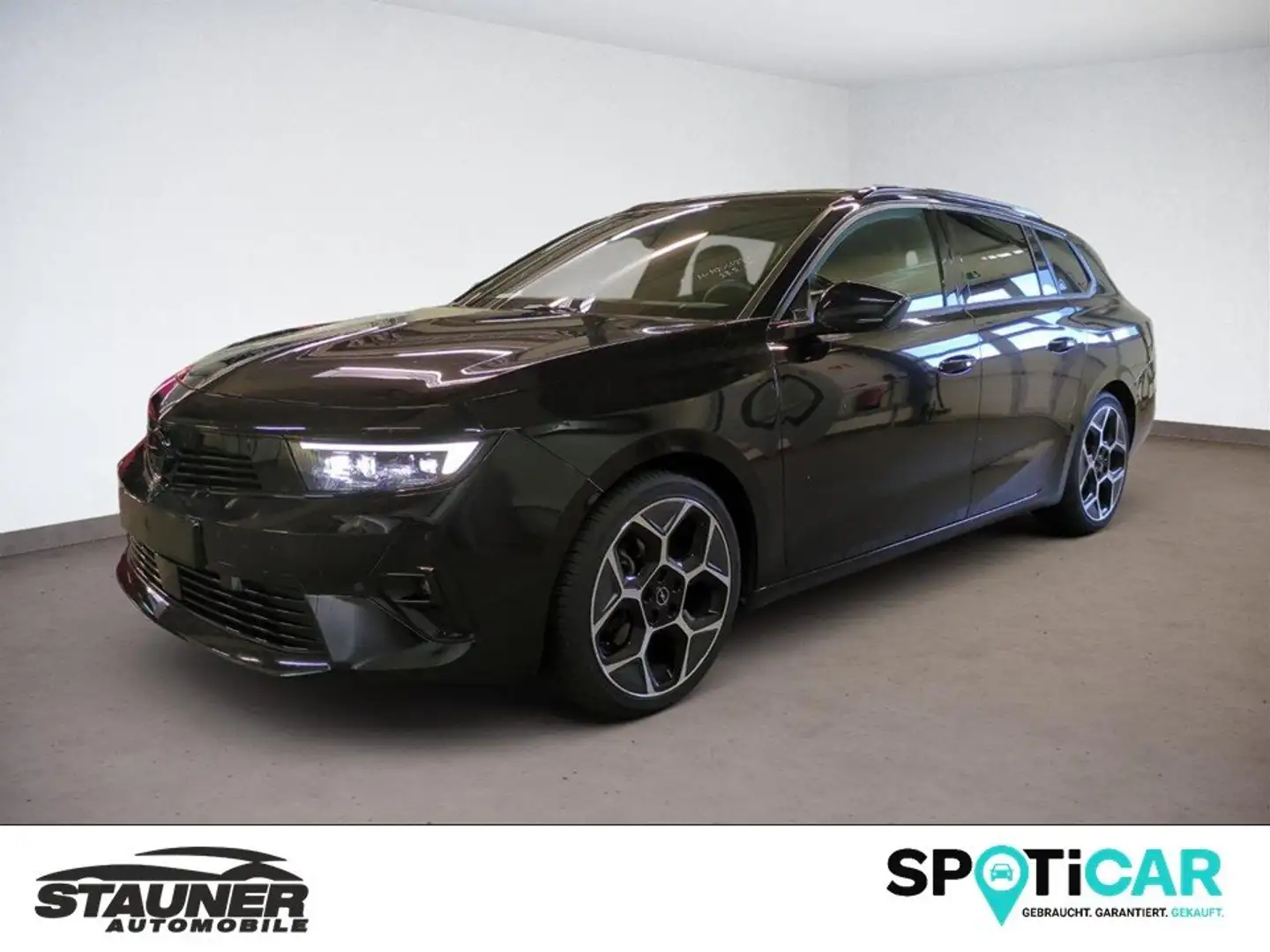 Opel Astra ST Ultimate *MATRIX*PANORAMA*HEAD UP*LEDER* Noir - 1