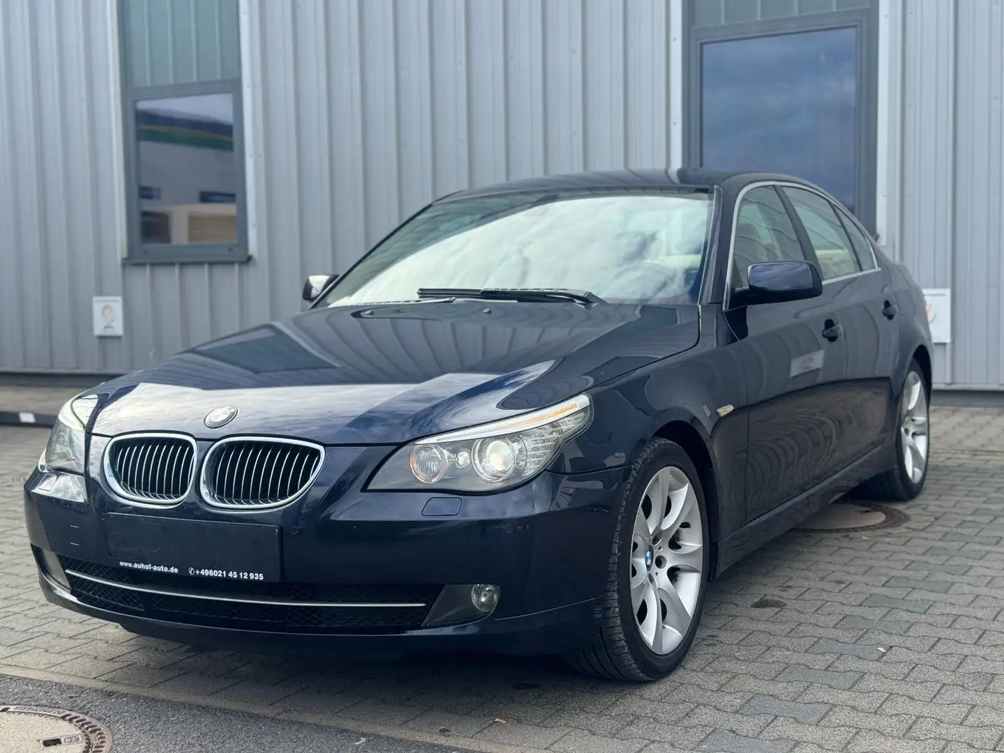BMW 530 i Lim. Steptronic Facelift HUD Lede Tüv 04.27 Blau - 2