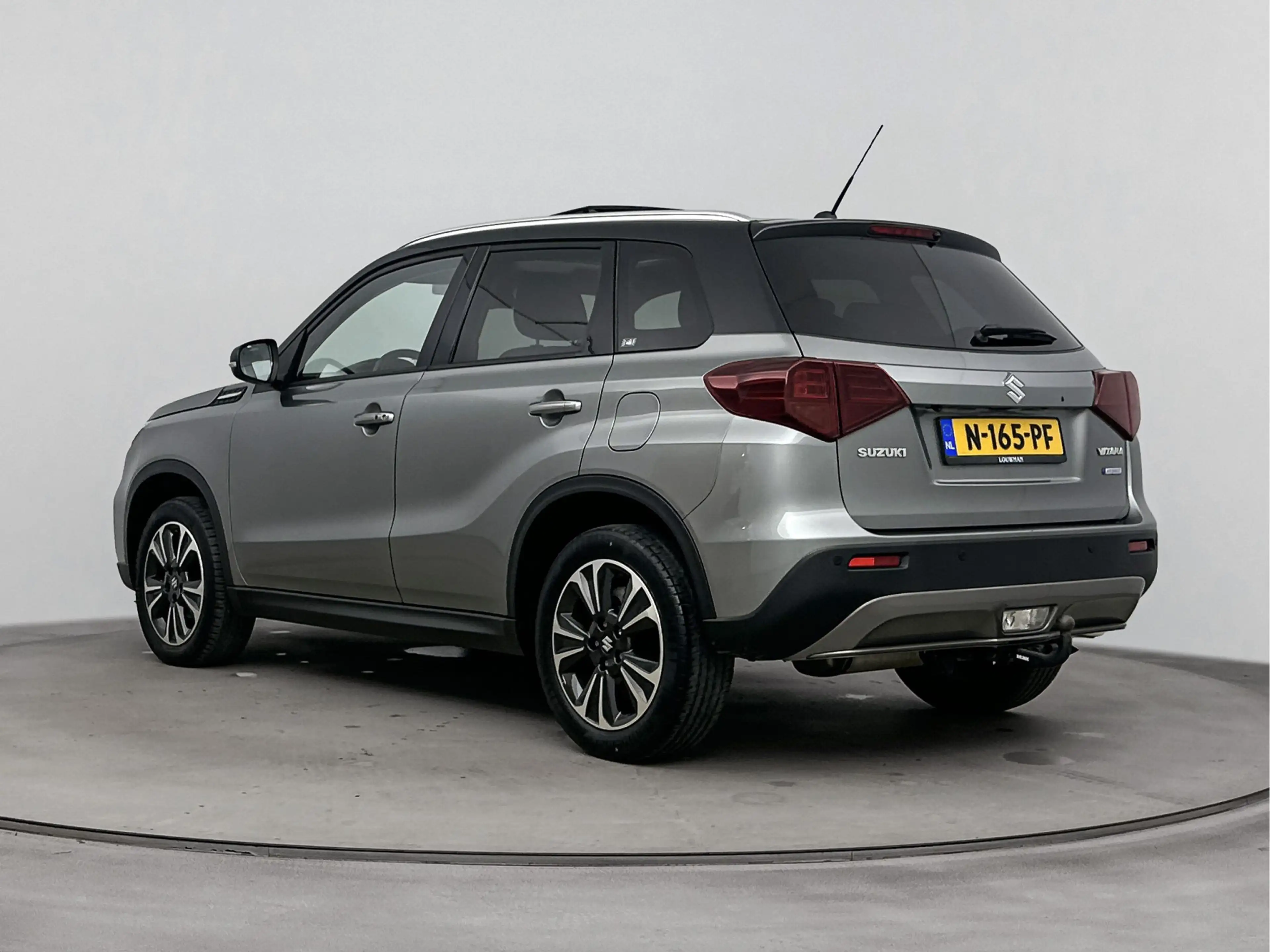 Suzuki Vitara 1.4 Boosterjet Style Smart Hybrid is mee leseman 3 — photo 13