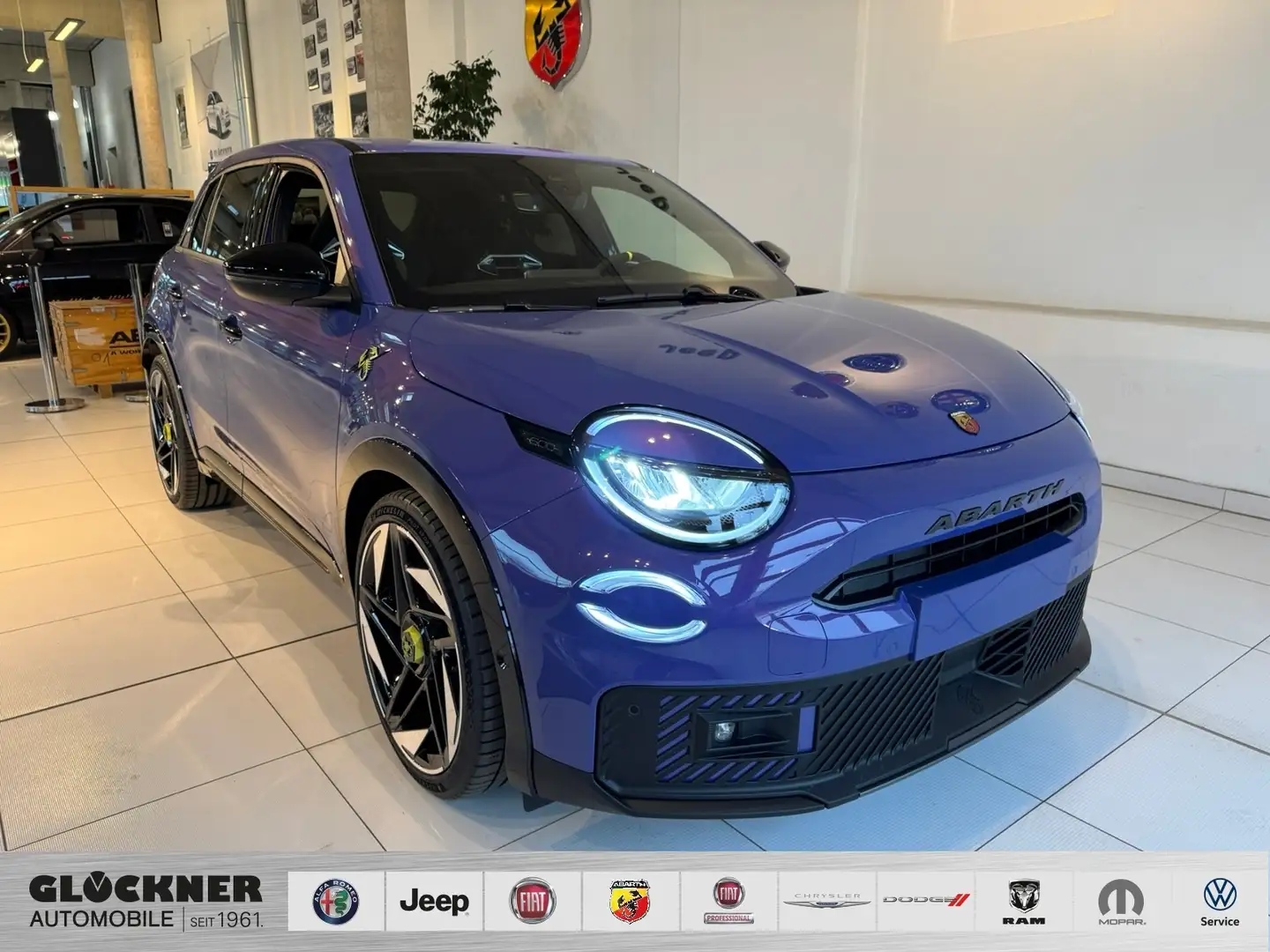 Abarth 600e Skorpionissima 280 PS Paars - 1
