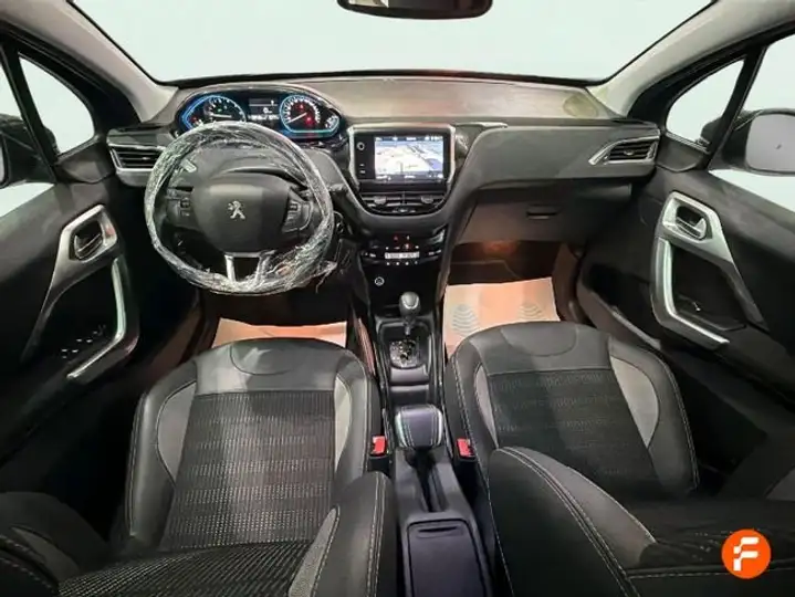 Peugeot 2008 1.2 Pure Tech S&S Allure (2017) 2019, foto 11