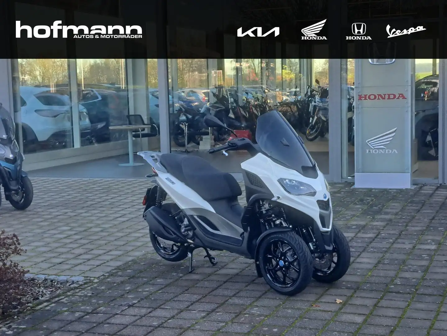 Piaggio MP3 310 Wit - 1