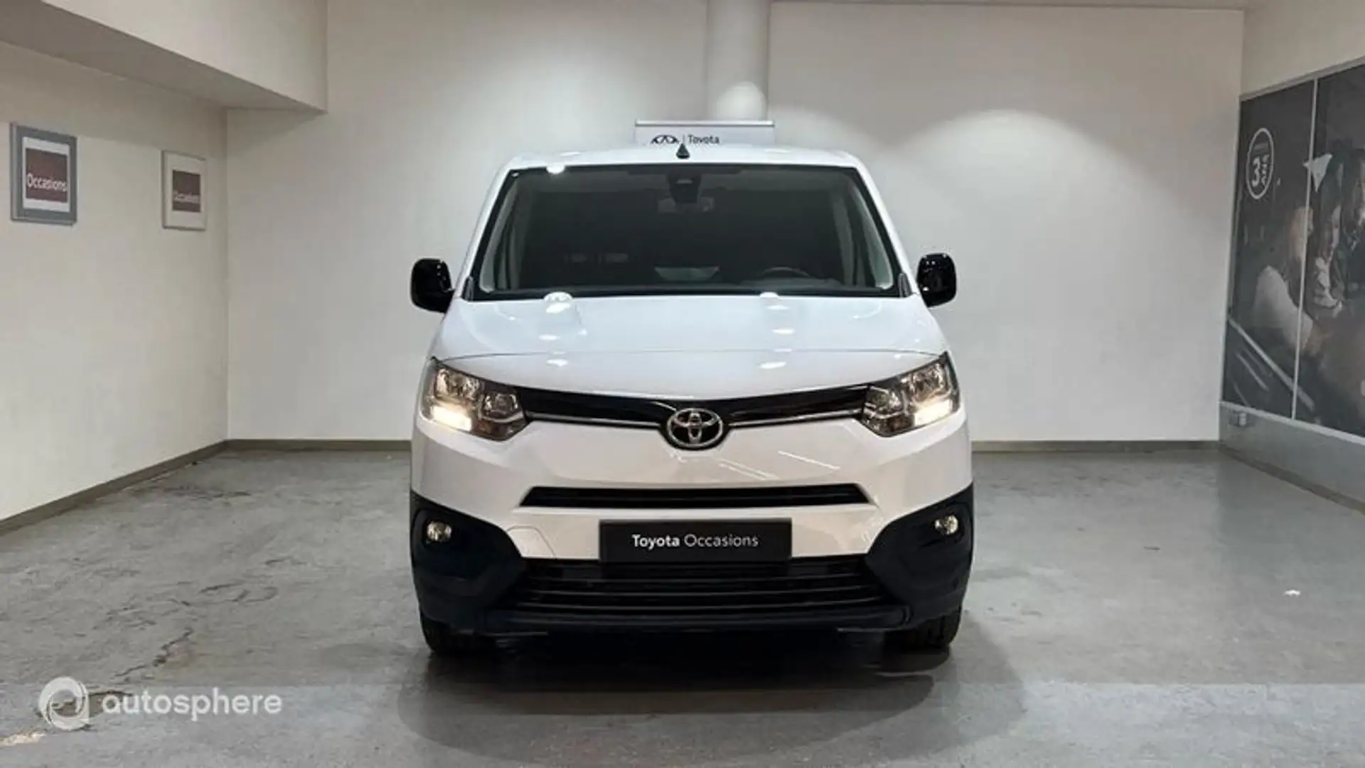 Toyota Proace City Medium 110 VVT-i Dynamic RC22 - 2