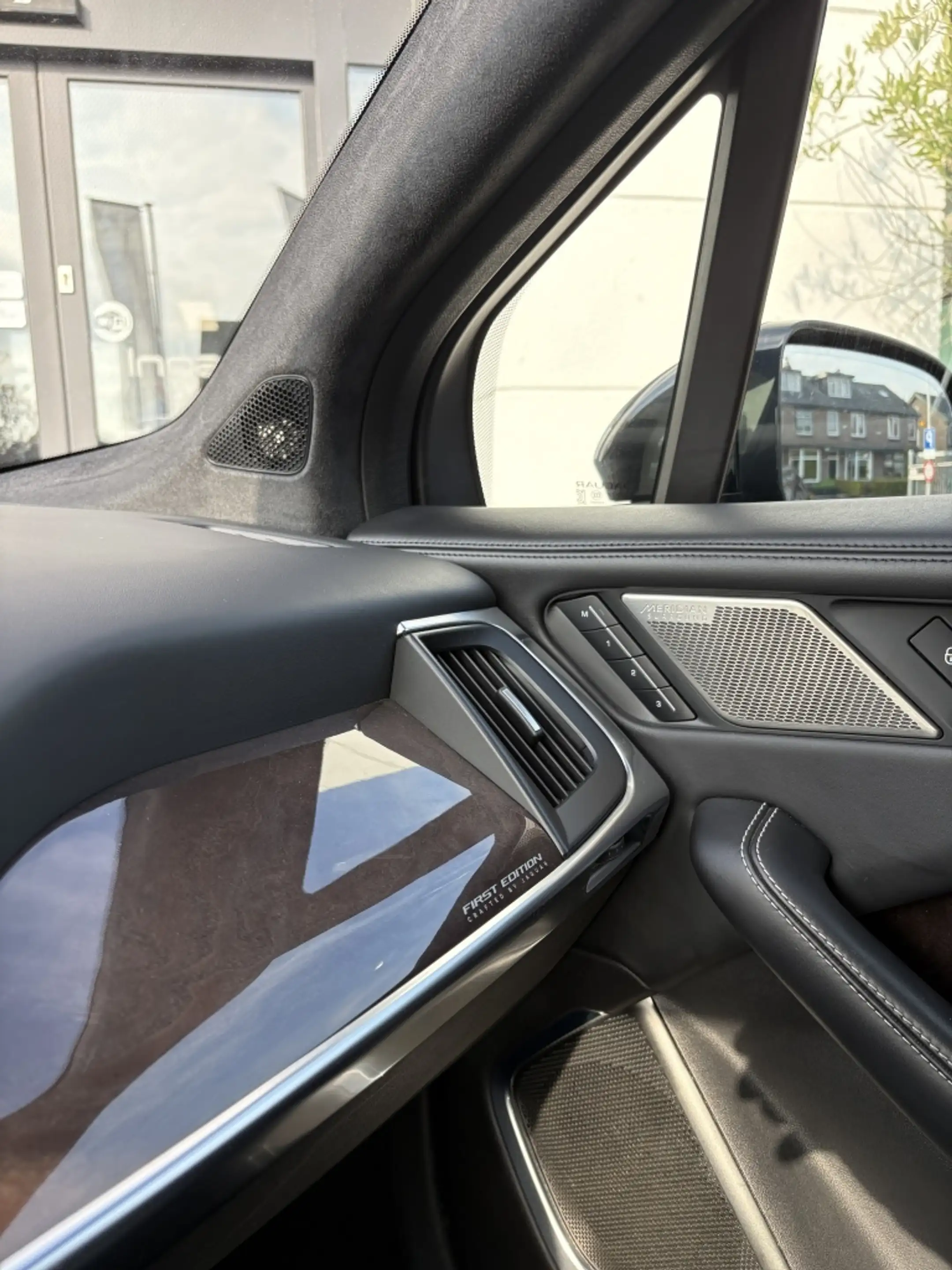 Jaguar I-Pace EV400 VOL! | Pano | HUD | Stoelkoeling | Kuipstoel — photo 28