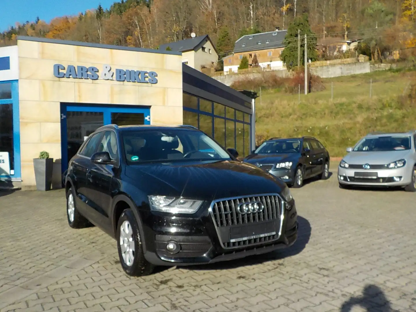 Audi Q3 2.0 TFSI quattro Schwarz - 2