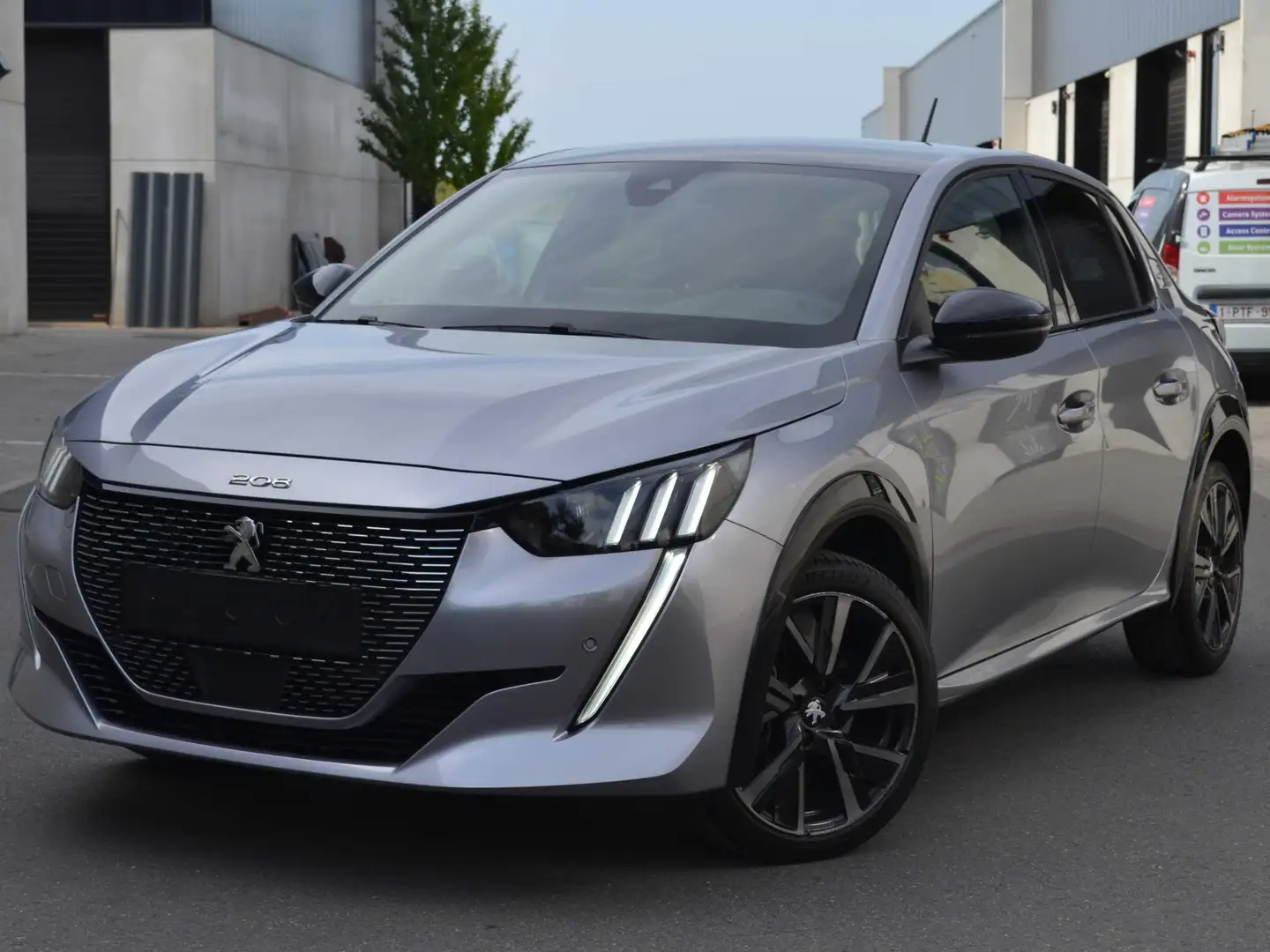 Peugeot 208 1.2i GT Semi-Cuir/Virtual/Navi/Led *2023* TVA - 1