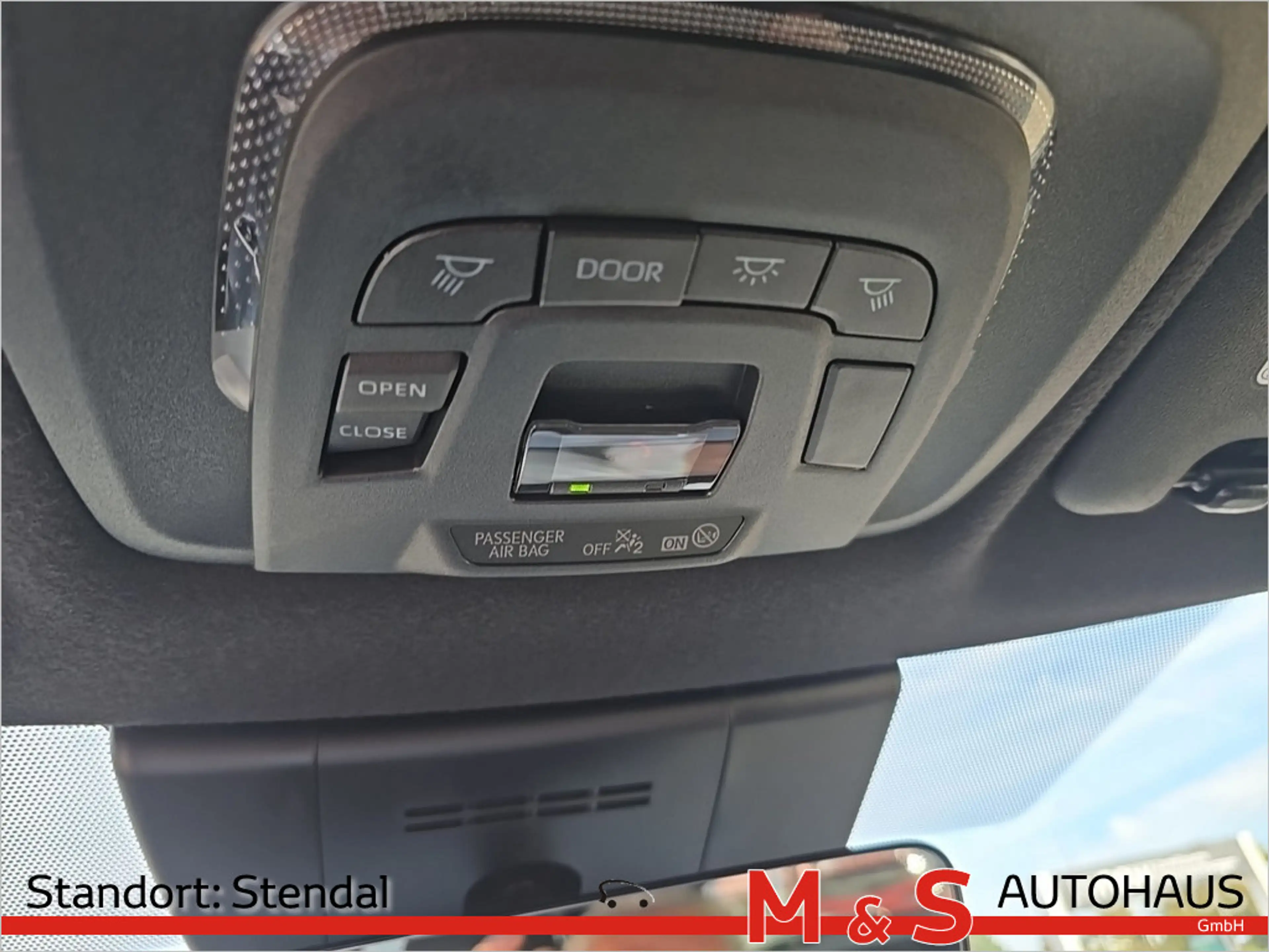 Toyota Corolla Cross 1.8 Hybrid FWD Team Deutschland — photo 20