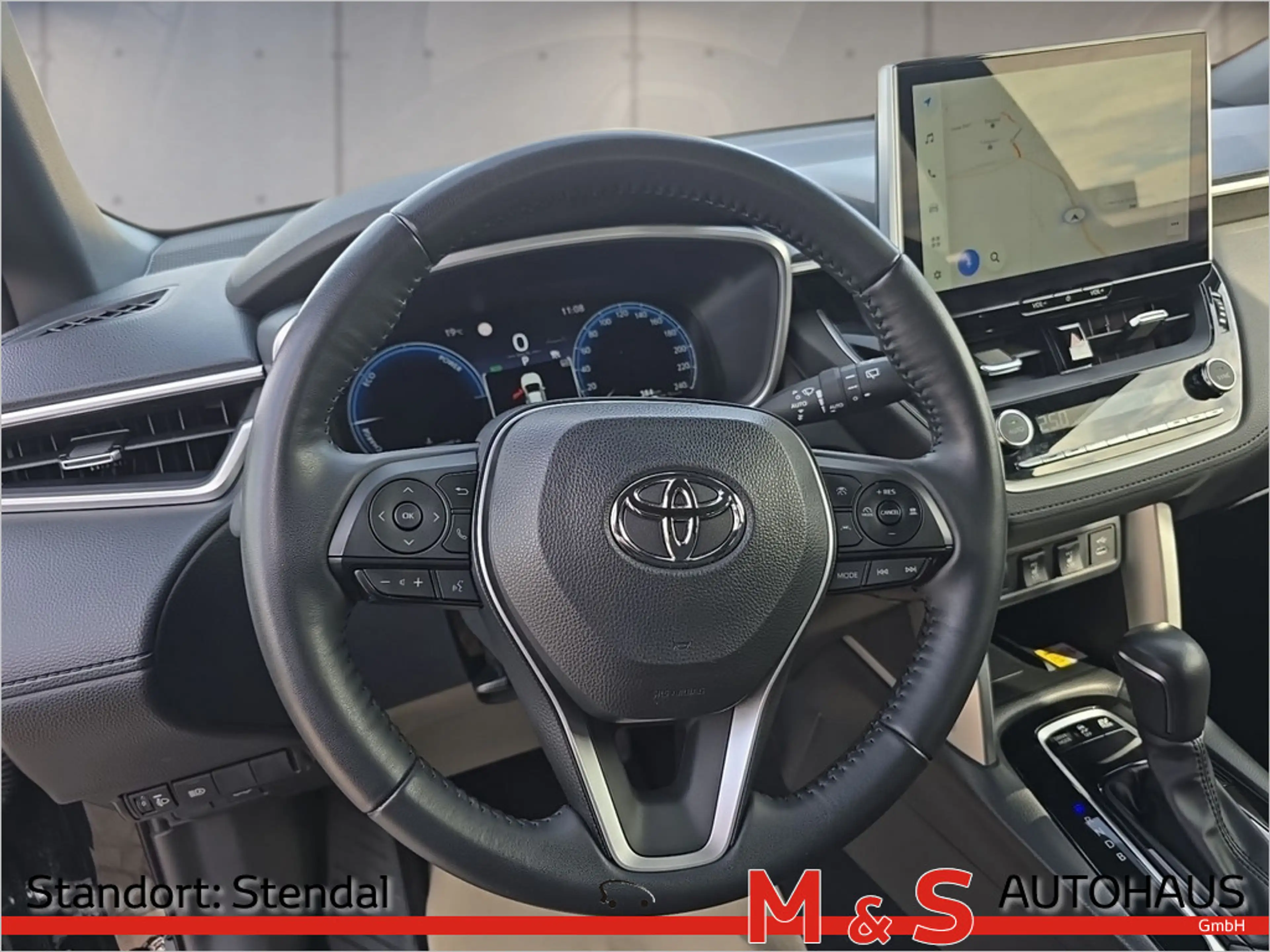 Toyota Corolla Cross 1.8 Hybrid FWD Team Deutschland — photo 10