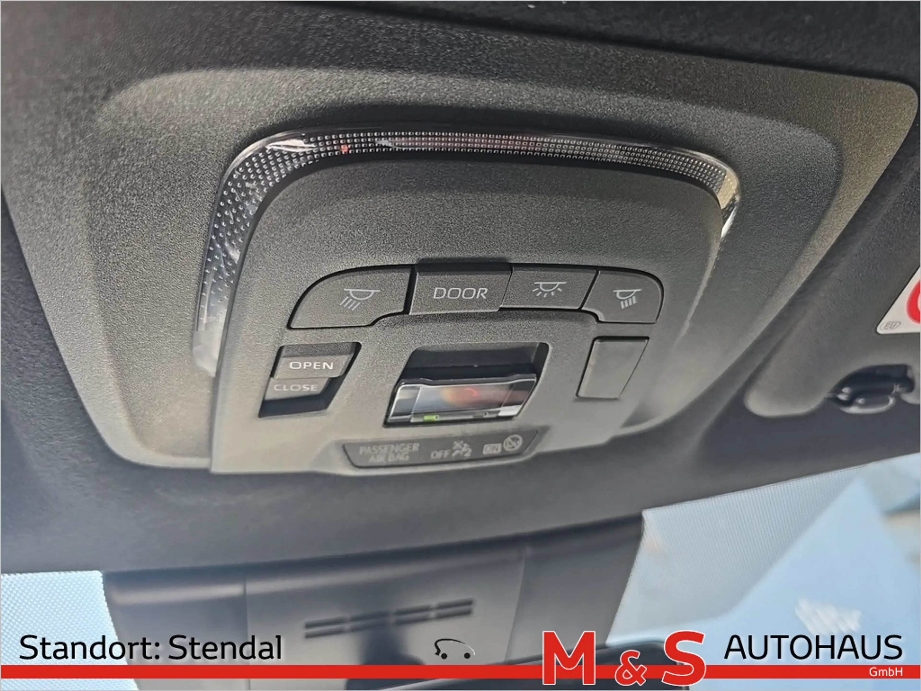 Toyota Corolla Cross 1.8 Hybrid FWD Team Deutschland — photo 22