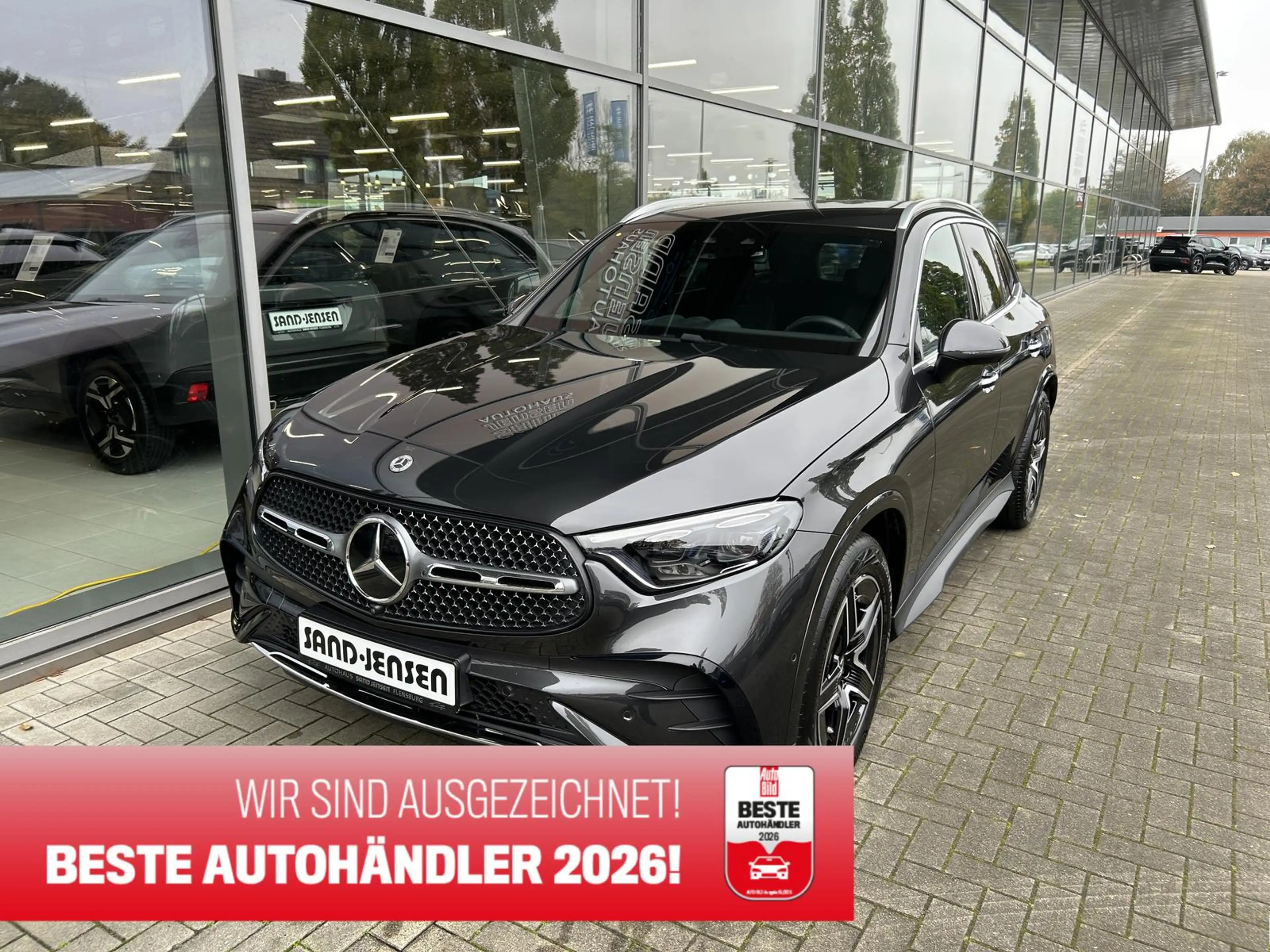 Mercedes-Benz GLC 300 d 4M AMG Prem Fahrass+ Distr AHK ACC 19"
