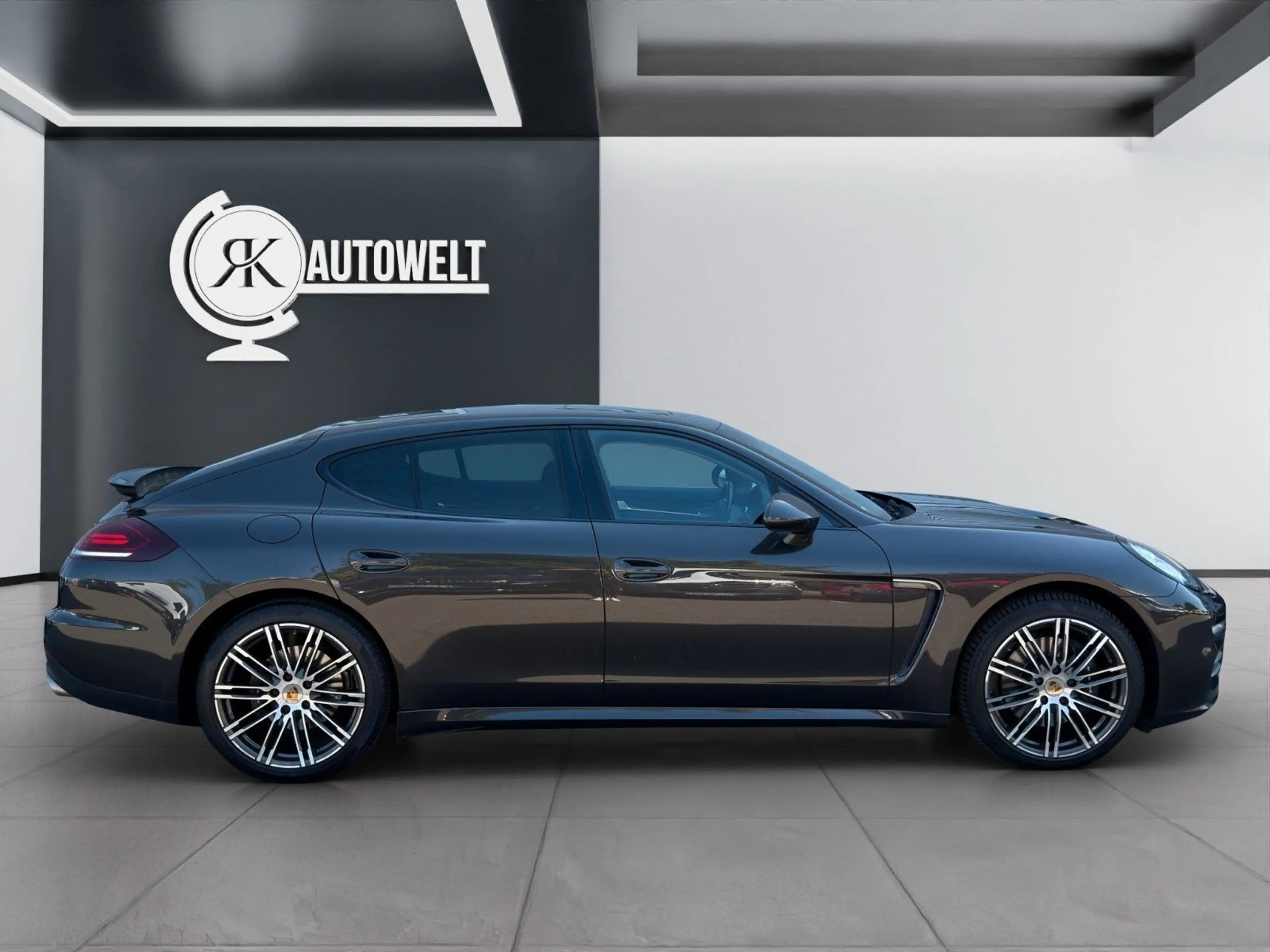 Porsche Panamera 4 Edition*1.HAND*DeutschFZ*Voll* — photo 6