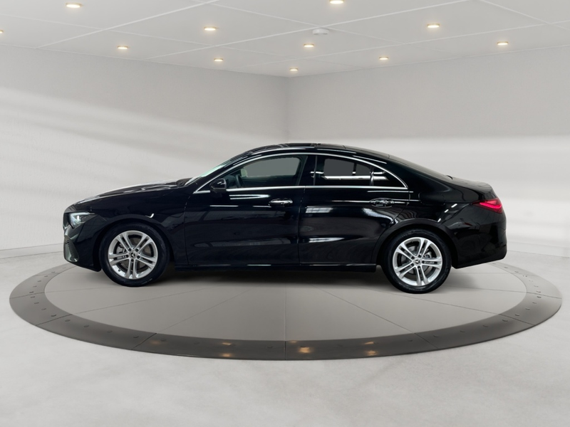 Mercedes-Benz CLA 180 Progressive Pano+MULTIBEAM+Distron+360° — photo 5