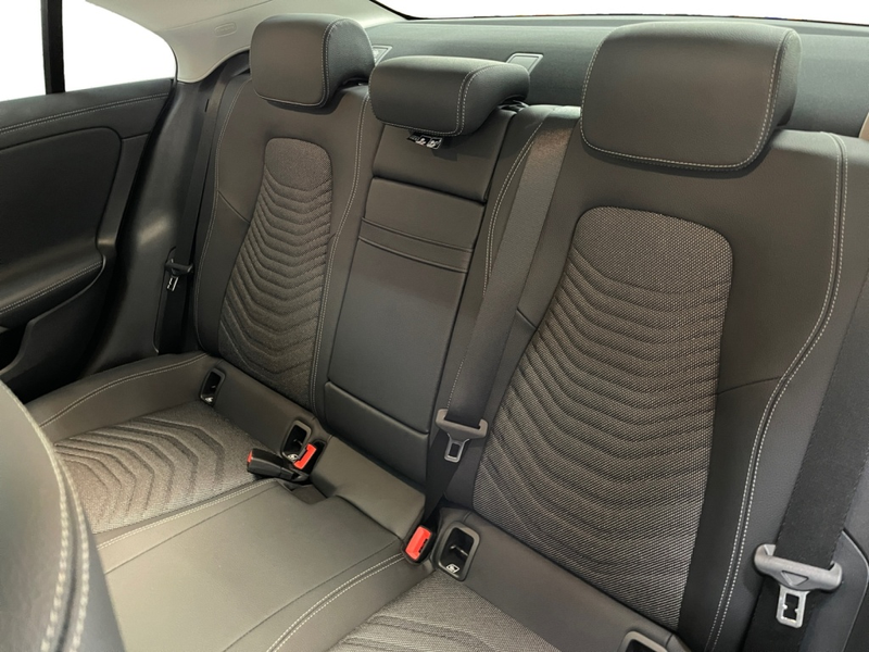 Mercedes-Benz CLA 180 Progressive Pano+MULTIBEAM+Distron+360° — photo 11