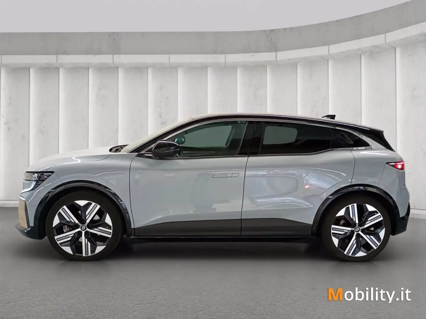 Renault Megane E-Tech Iconic EV60 220cv AC22 Grigio - 2
