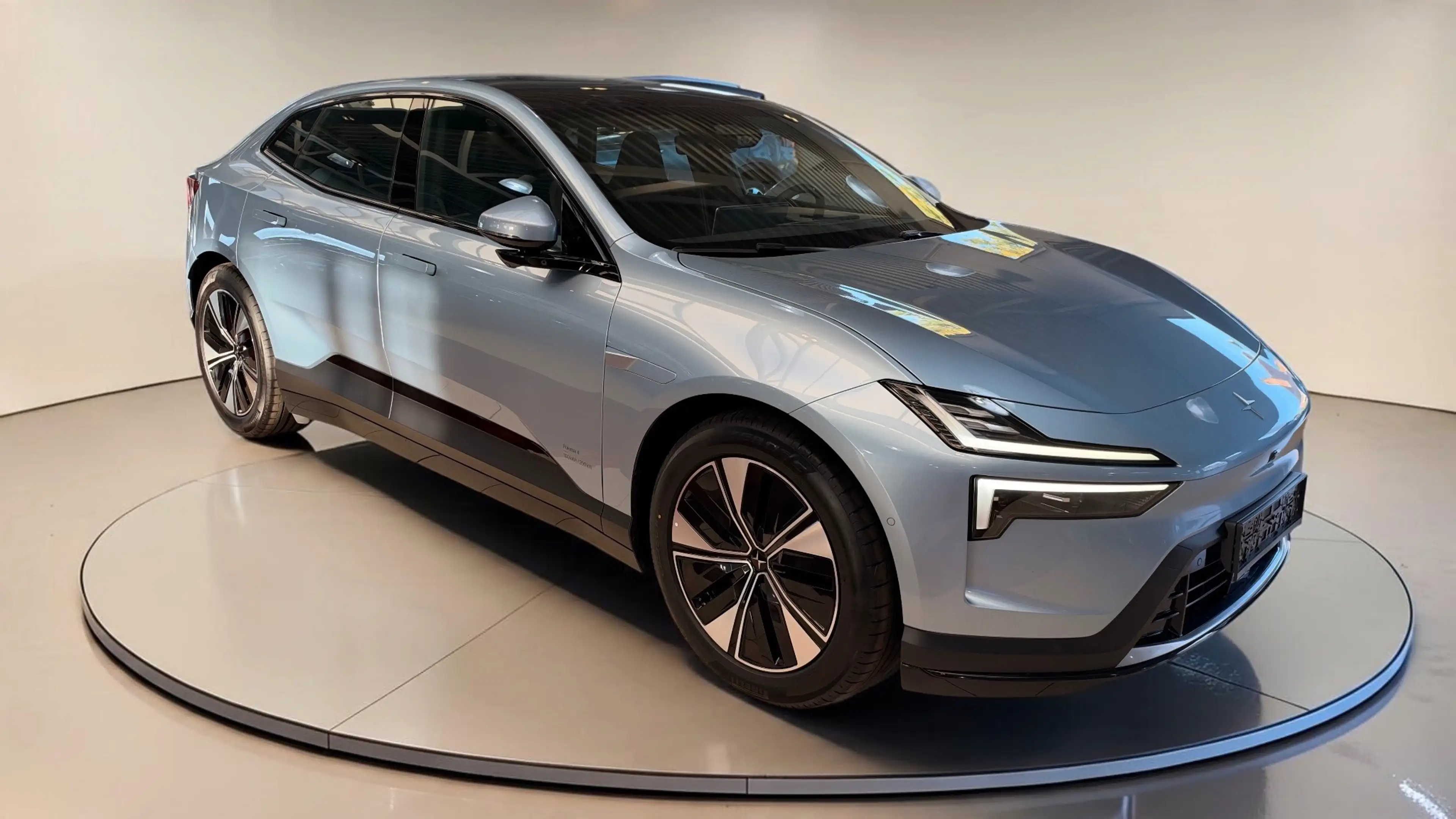 Polestar 4 POLESTAR 4 LONG RANGE SINGLE MOTOR | PILOT + PLUS | 20 MY25” | 7.756 KM — photo 9