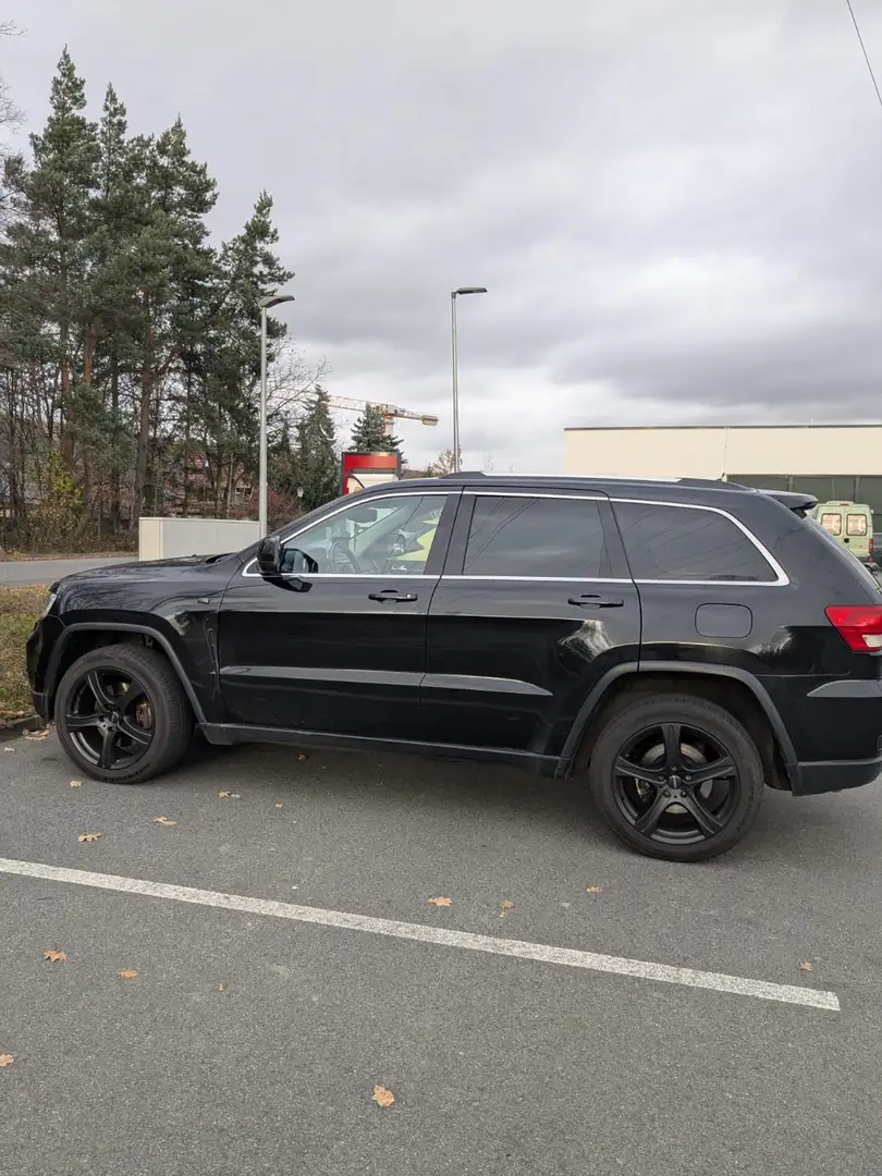 Jeep Grand Cherokee 3.0I Multijet Laredo Schwarz - 1